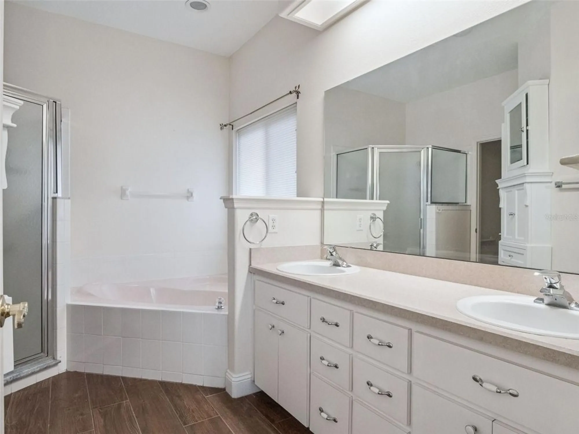 Property Slideshow image 13 of 63 | 4700 st andrews arc, Leesburg, FL, 34748