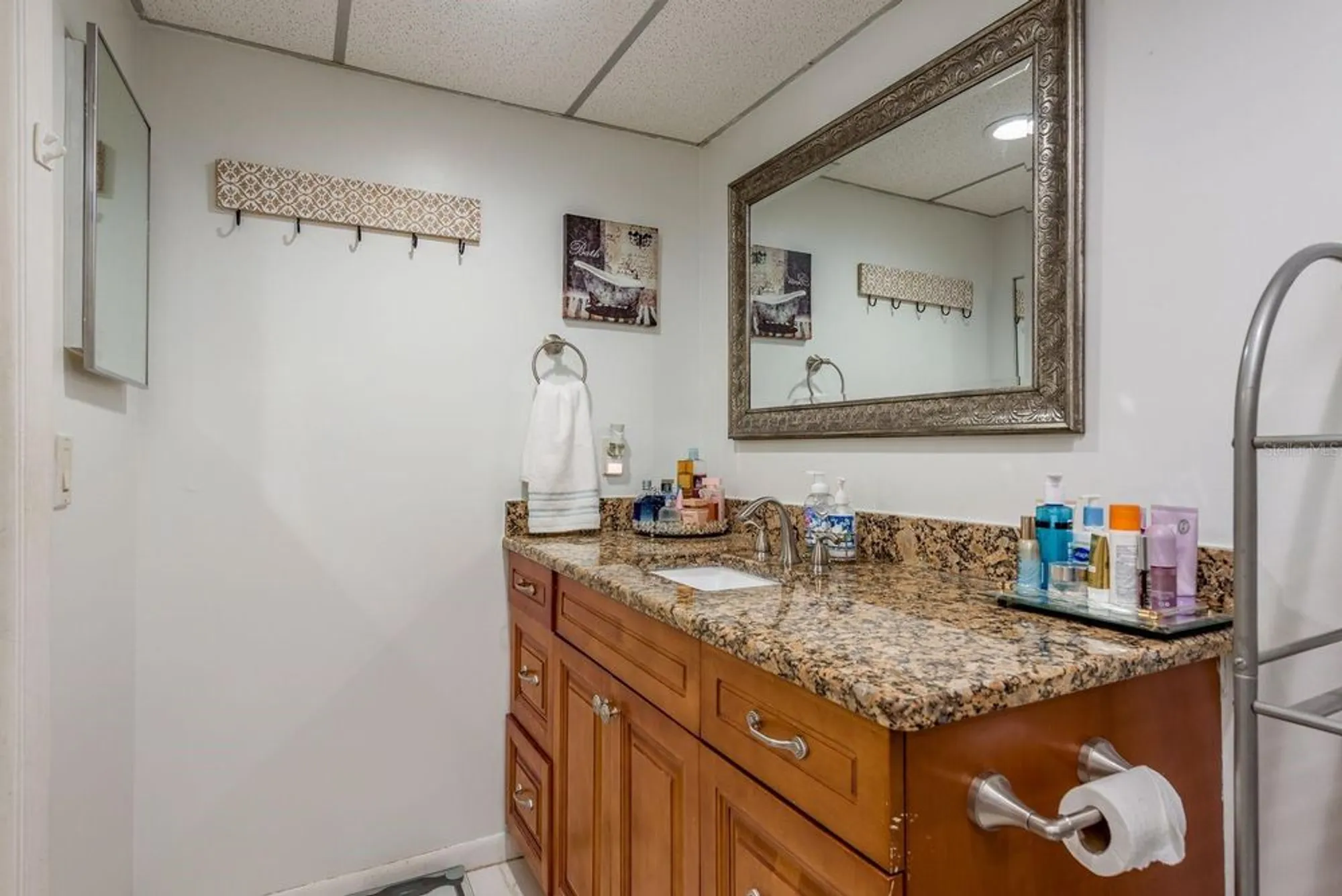 Property Slideshow image 17 of 32 | 19029 us highway 19 n apt 6-7, Clearwater, FL, 33764