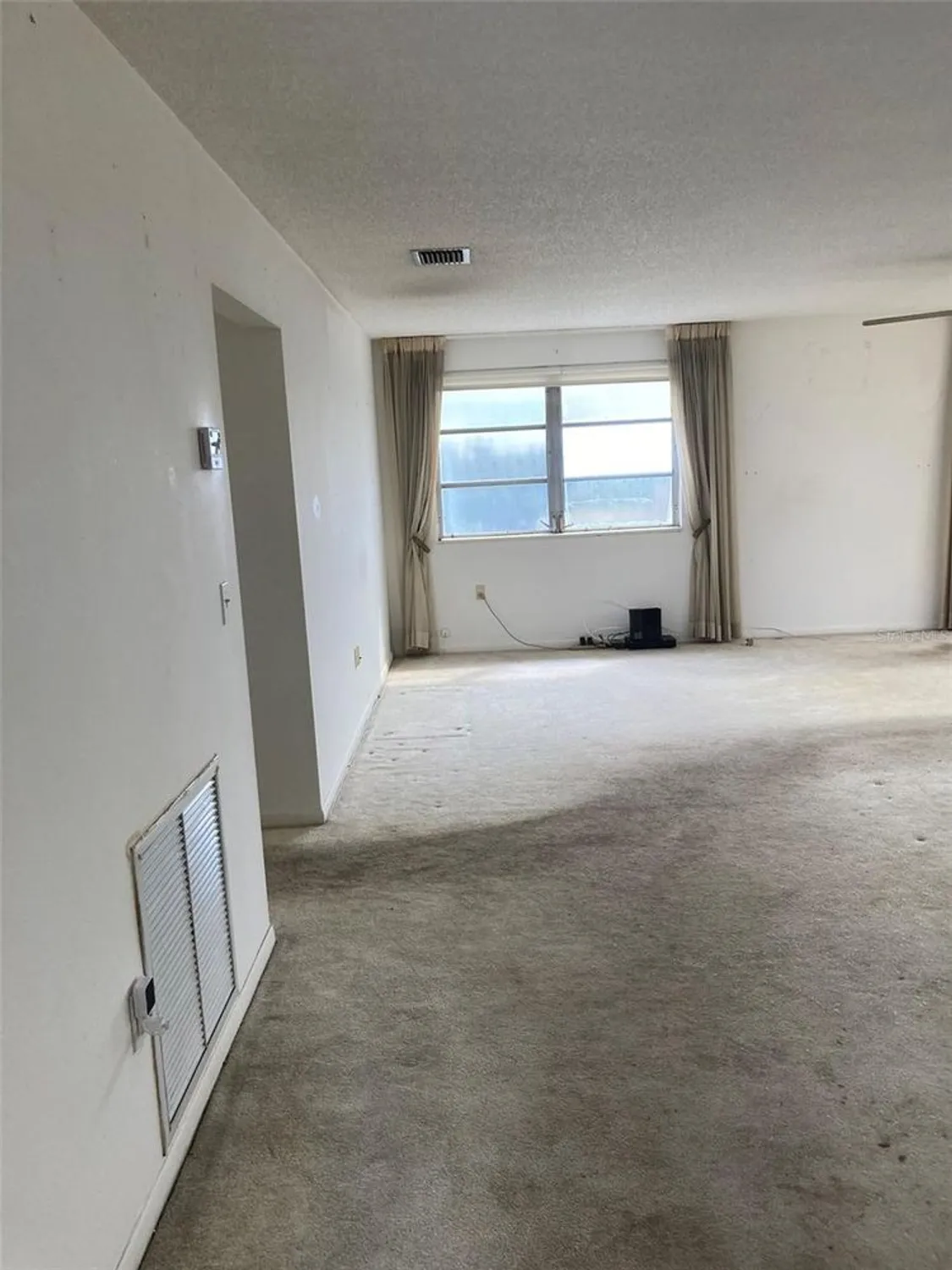 Property Slideshow image 5 of 46 | 5521 80th st n unit 516, St Petersburg, FL, 33709