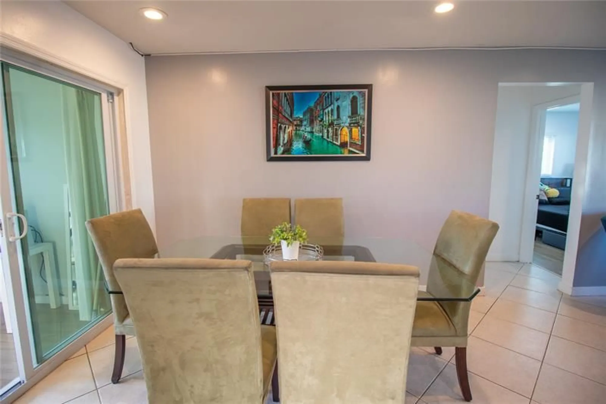 Property Slideshow image 16 of 46 | 730 nw 75th ave, Margate, FL, 33063