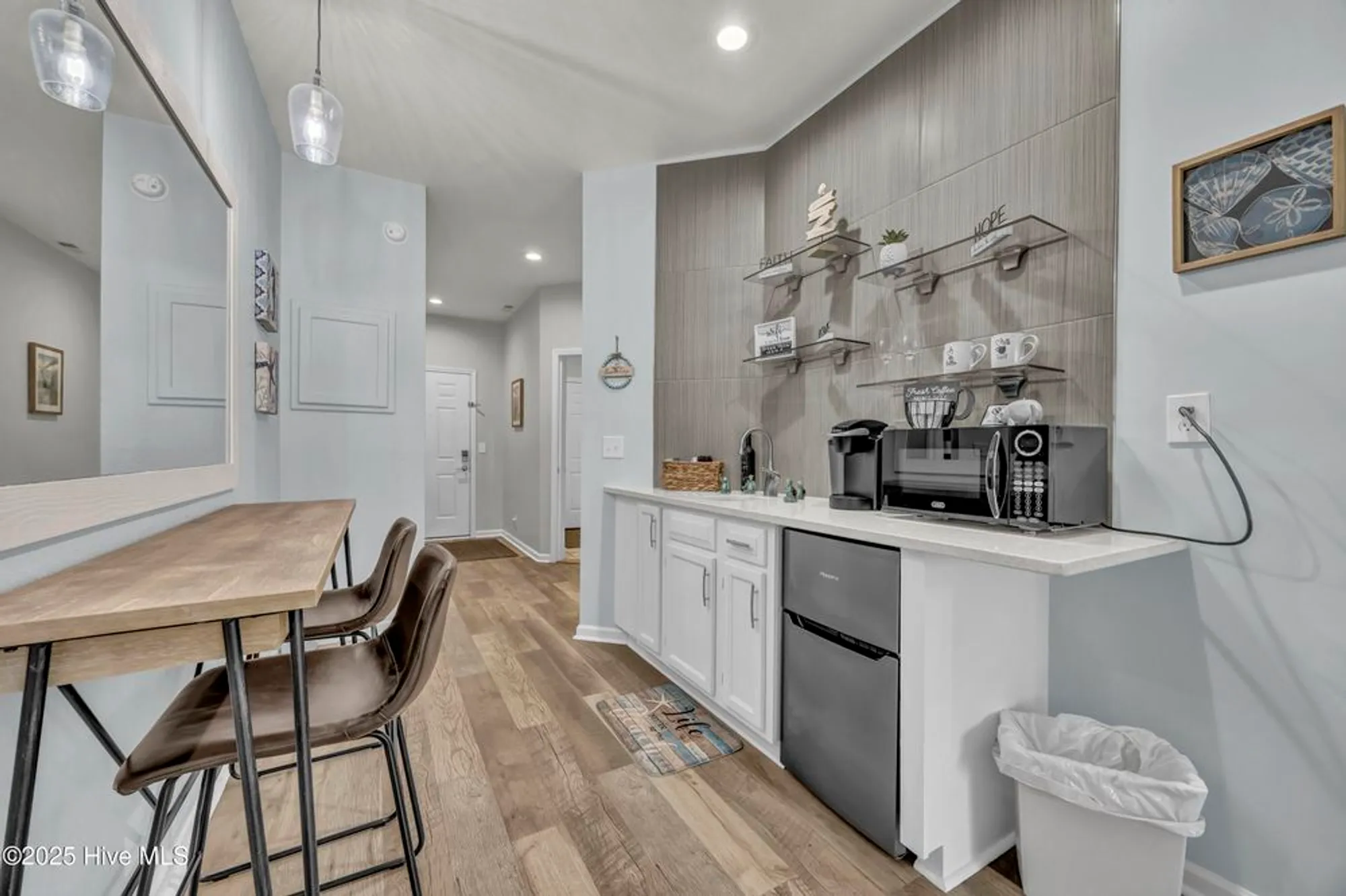 Property Slideshow image 11 of 52 | 213 kings trl 1001, Sunset Beach, NC, 28468