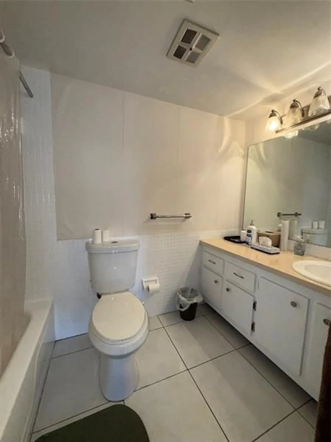 Property Slideshow image 13 of 20 | 4751 nw 21st st apt 216, Lauderhill, FL, 33313