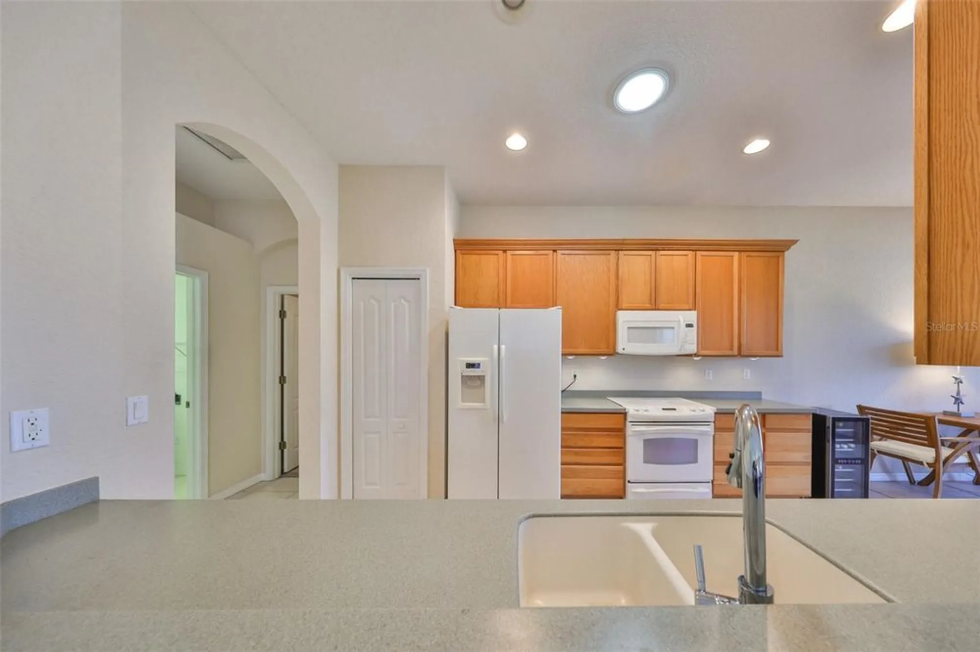 Property Slideshow image 11 of 35 | 1031 emerald dunes dr, Sun City Center, FL, 33573