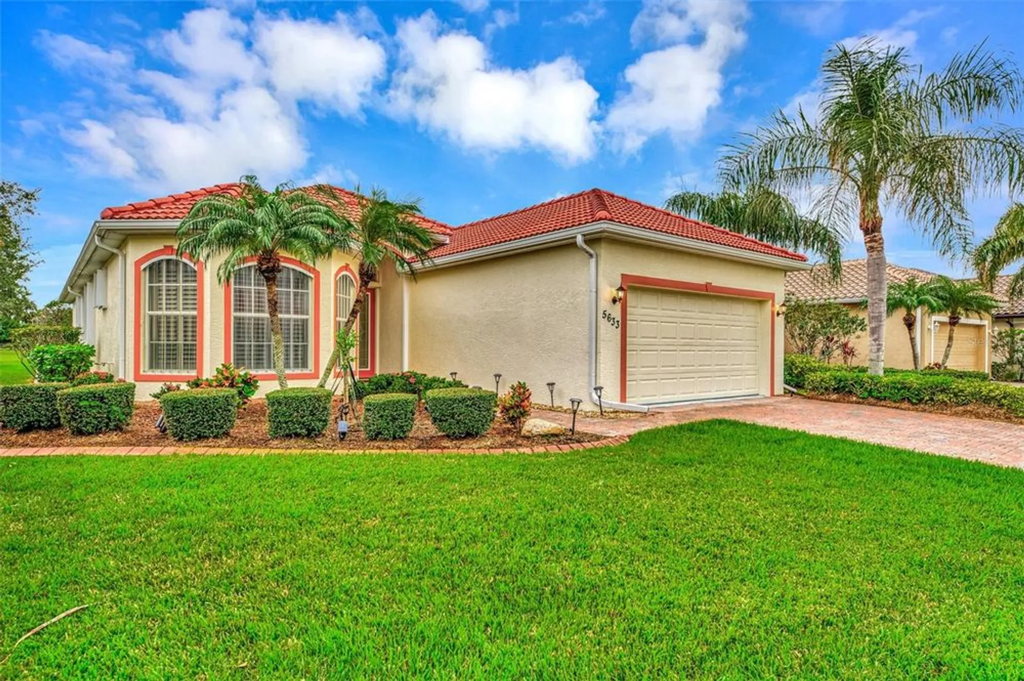 Property Slideshow image 8 of 55 | 5633 whispering oaks dr, North Port, FL, 34287