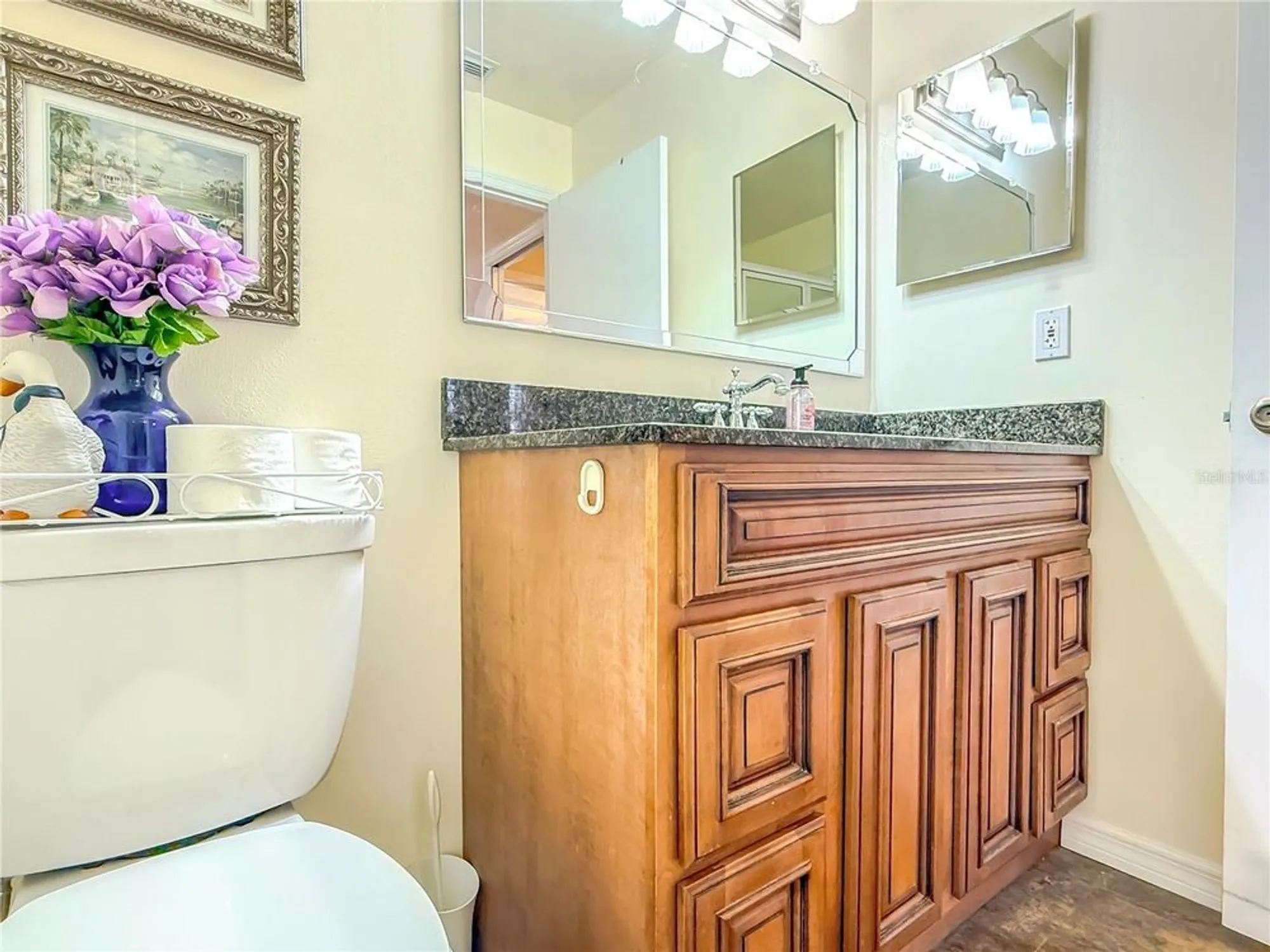 Property Slideshow image 23 of 40 | 503 finsbury cir a, Sun City Center, FL, 33573