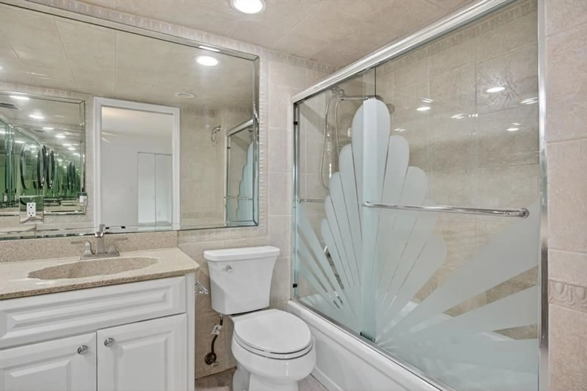 Property Slideshow image 19 of 27 | 2301 lucaya ln m4, Coconut Creek, FL, 33066