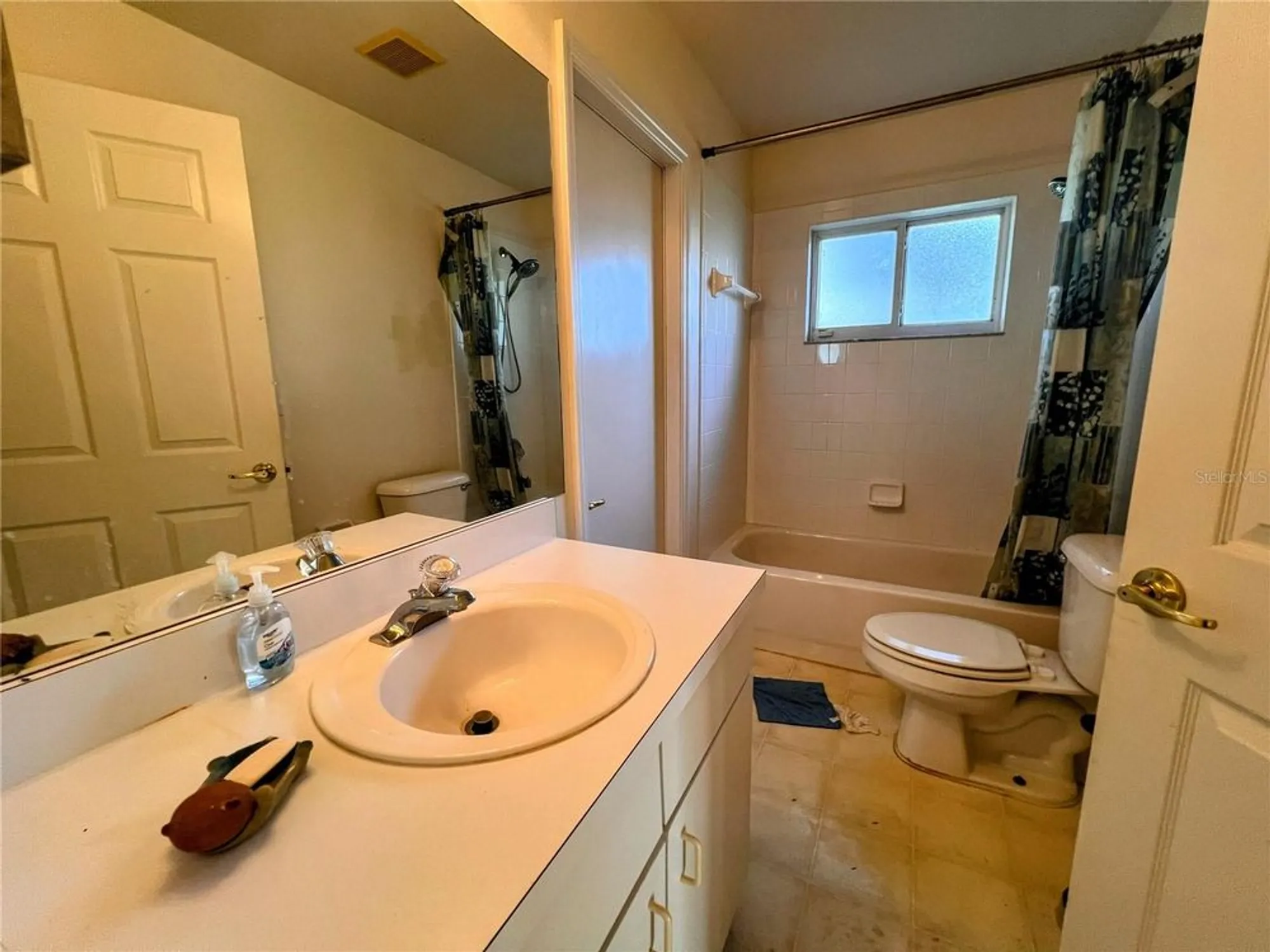 Property Slideshow image 17 of 48 | 3674 doune way, Clermont, FL, 34711