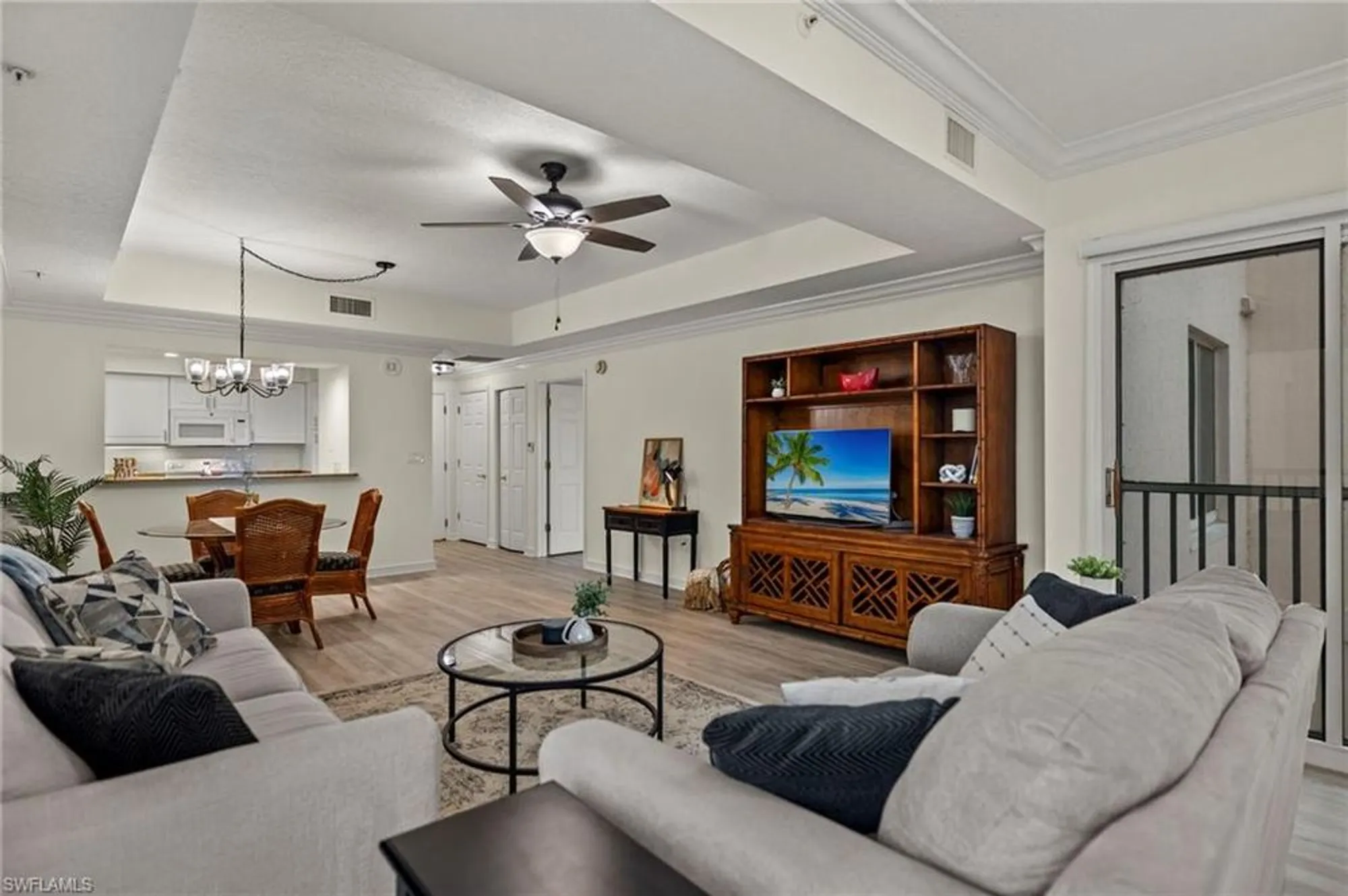 Property Slideshow image 6 of 36 | 100 glenview pl 202, Naples, FL, 34108