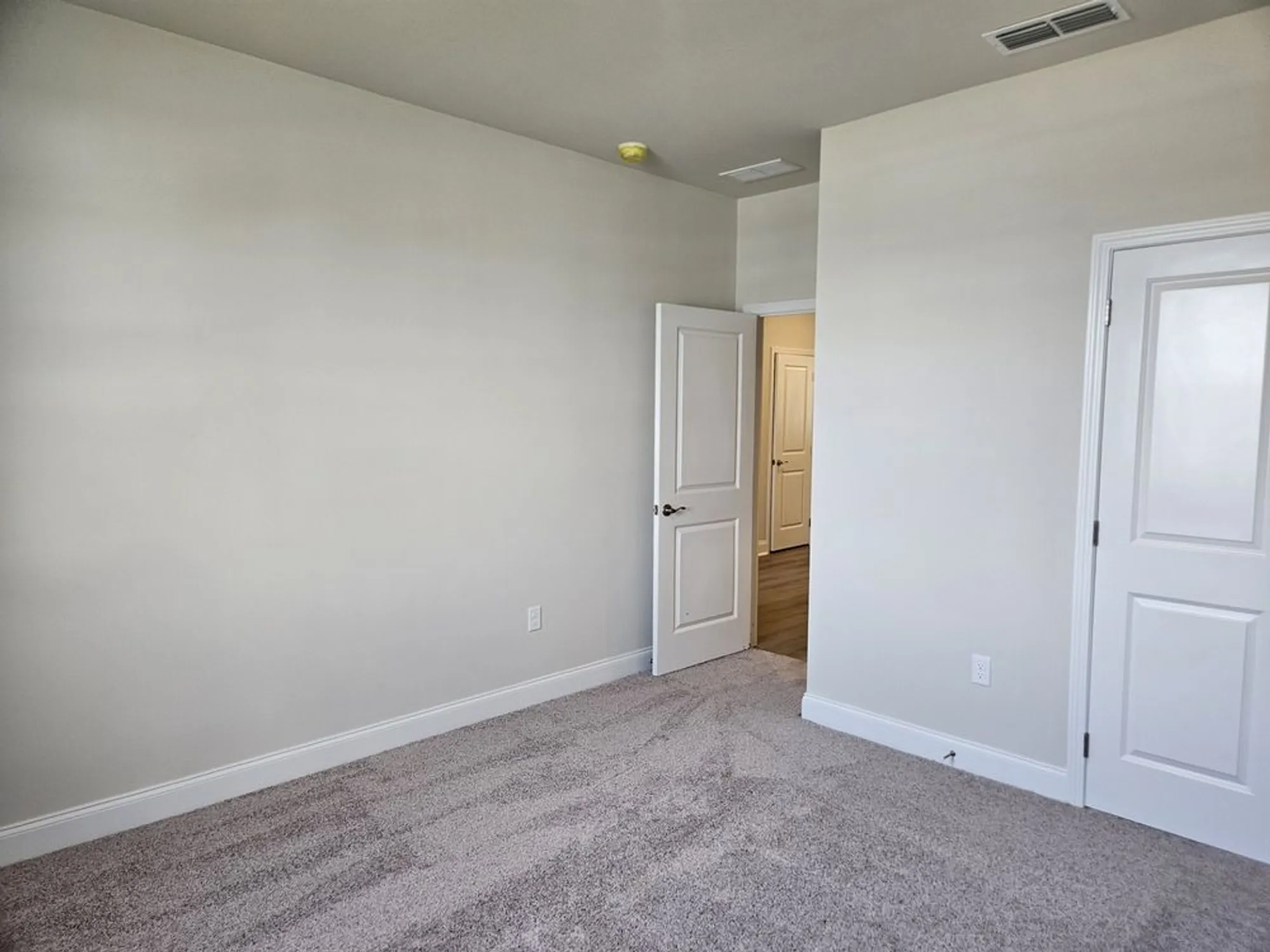 Property Slideshow image 7 of 38 | 336 stonehaus cir, Antioch, TN, 37013