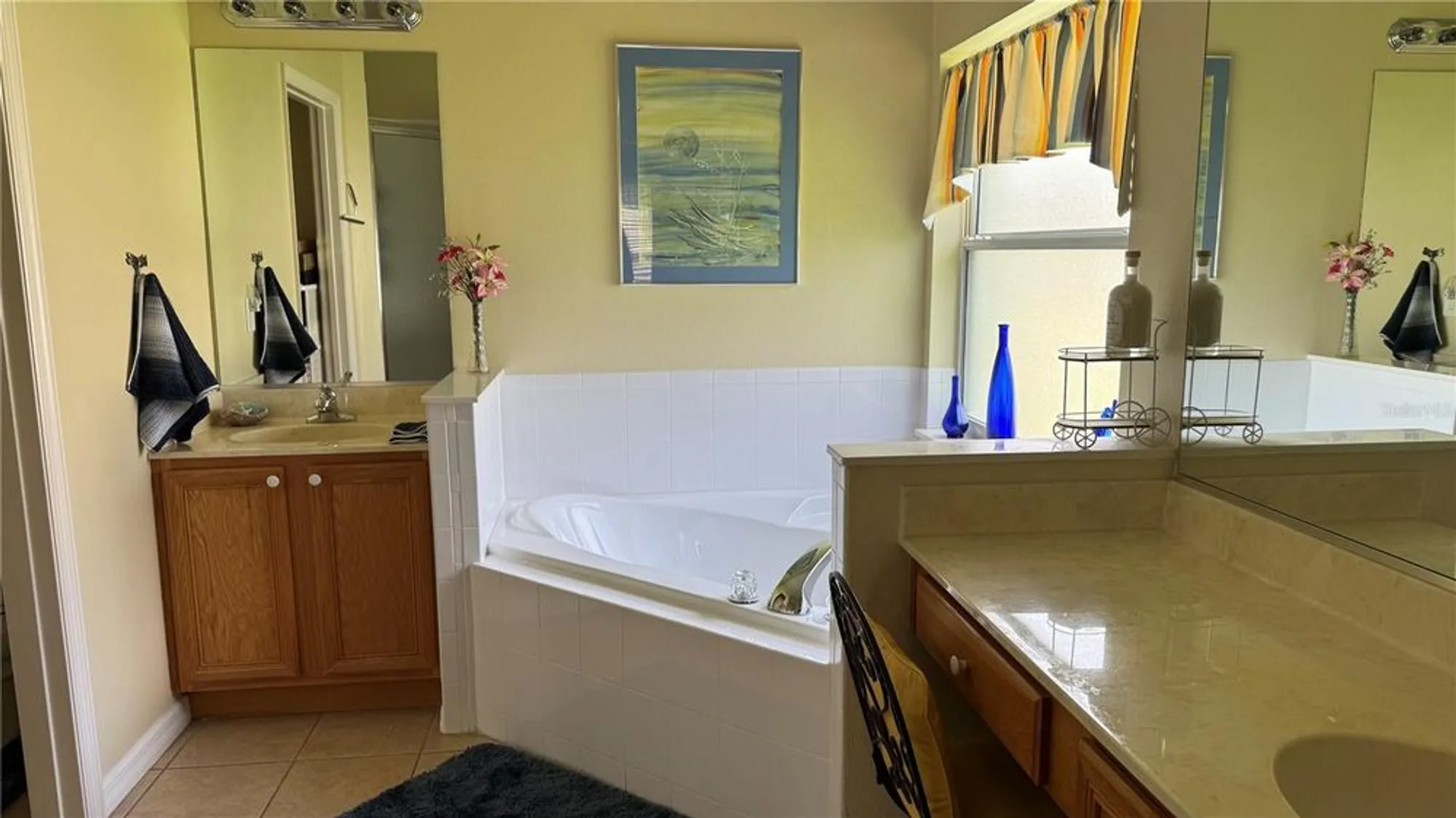 Property Slideshow image 16 of 26 | 24125 peekskill st, Leesburg, FL, 34748