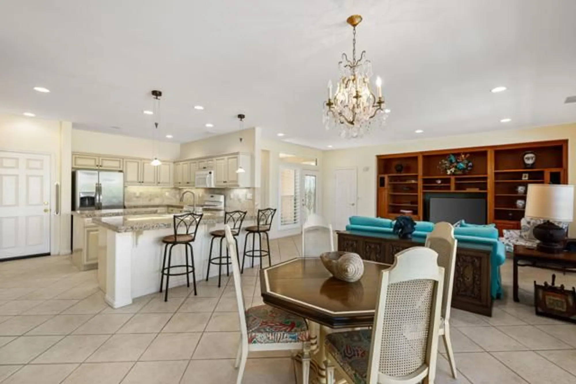 Property Slideshow image 11 of 85 | 81650 prism dr, La Quinta, CA, 92253