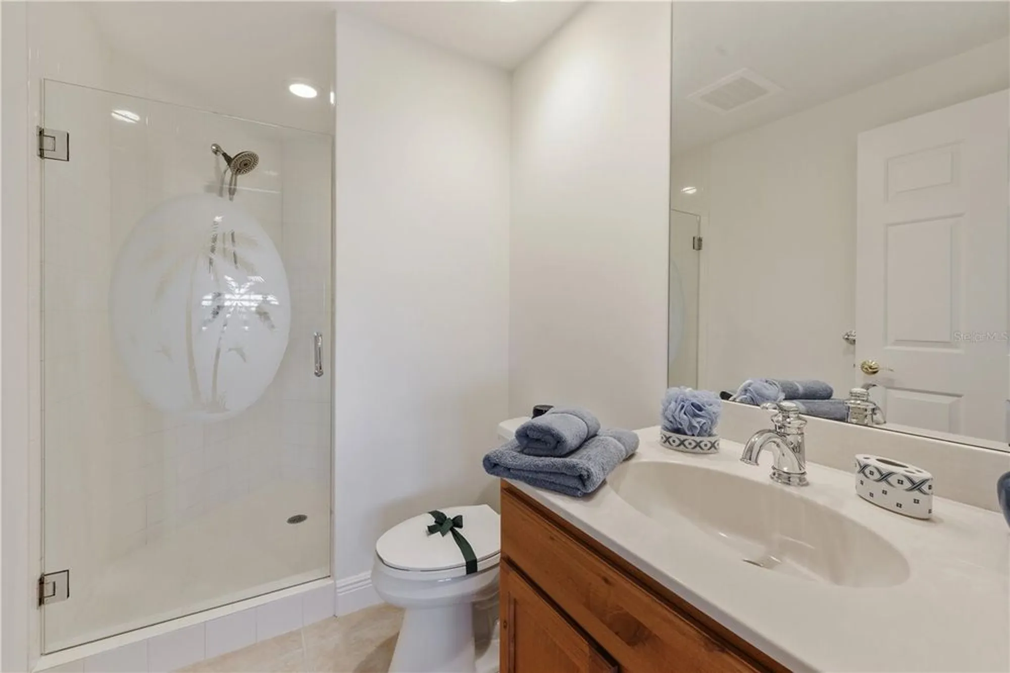 Property Slideshow image 33 of 73 | 3329 sunset key cir 401, Punta Gorda, FL, 33955