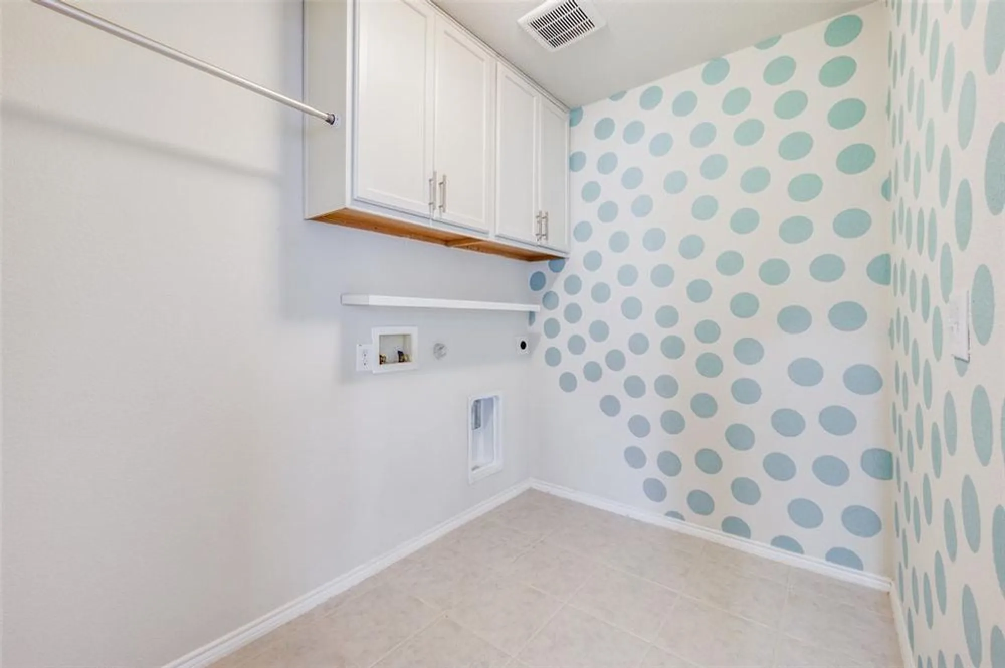 Property Slideshow image 31 of 40 | 6726 hickory creek dr, Frisco, TX, 75036