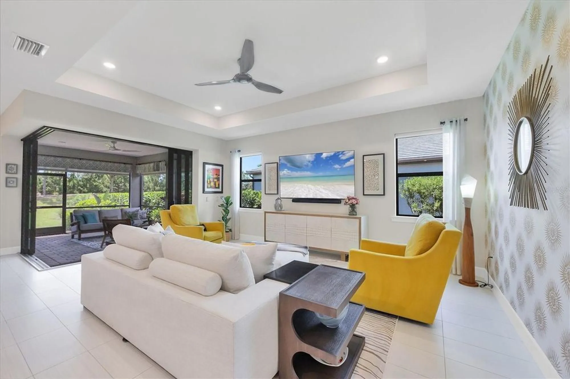 Property Slideshow image 12 of 73 | 17546 northwood pl, Bradenton, FL, 34202