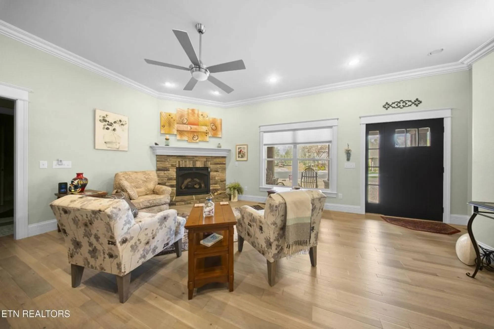 Property Slideshow image 11 of 54 | 12 edgemere ct, Crossville, TN, 38558