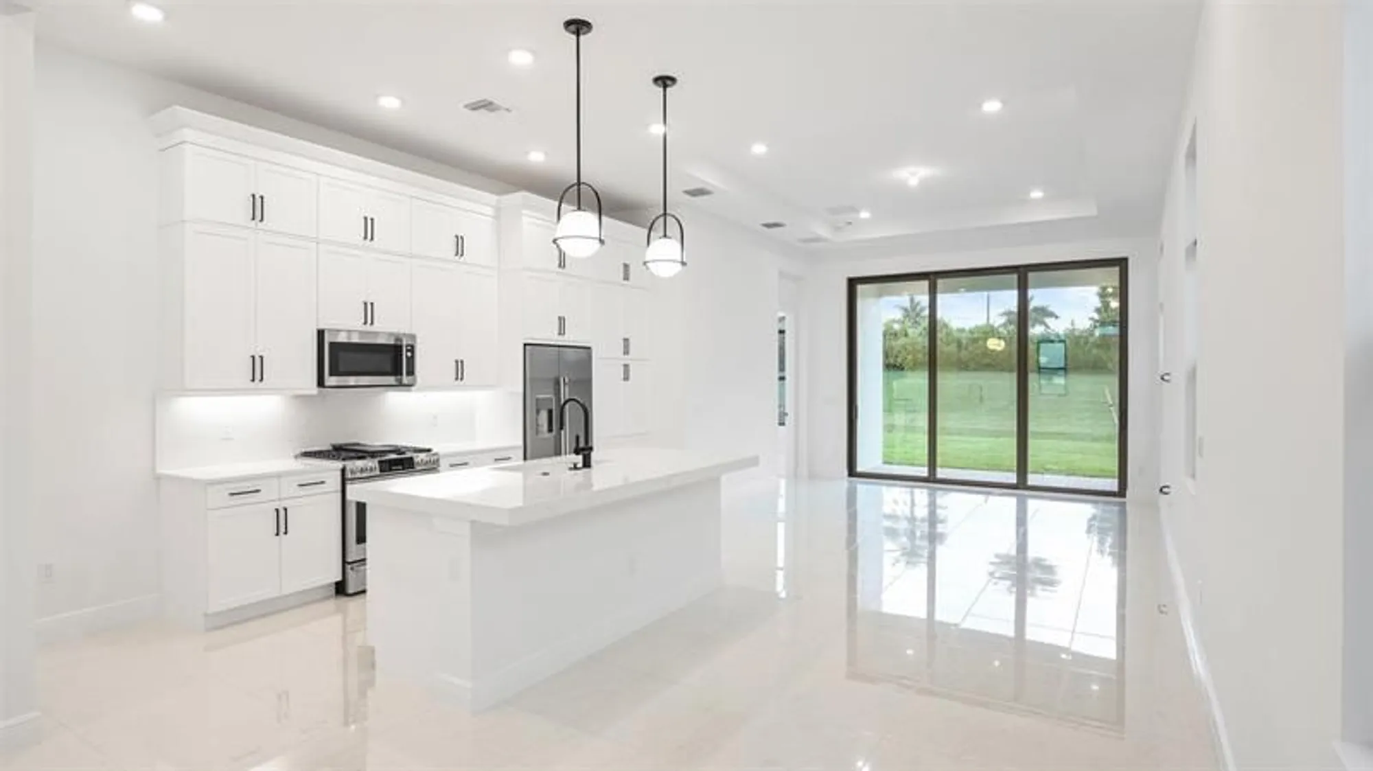 Property Slideshow image 8 of 56 | 4980 saint armands way, Westlake, FL, 33470