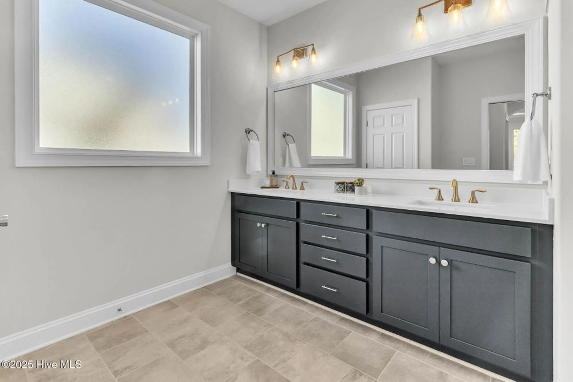 Property Slideshow image 22 of 49 | 4275 cobleskill dr, Leland, NC, 28451