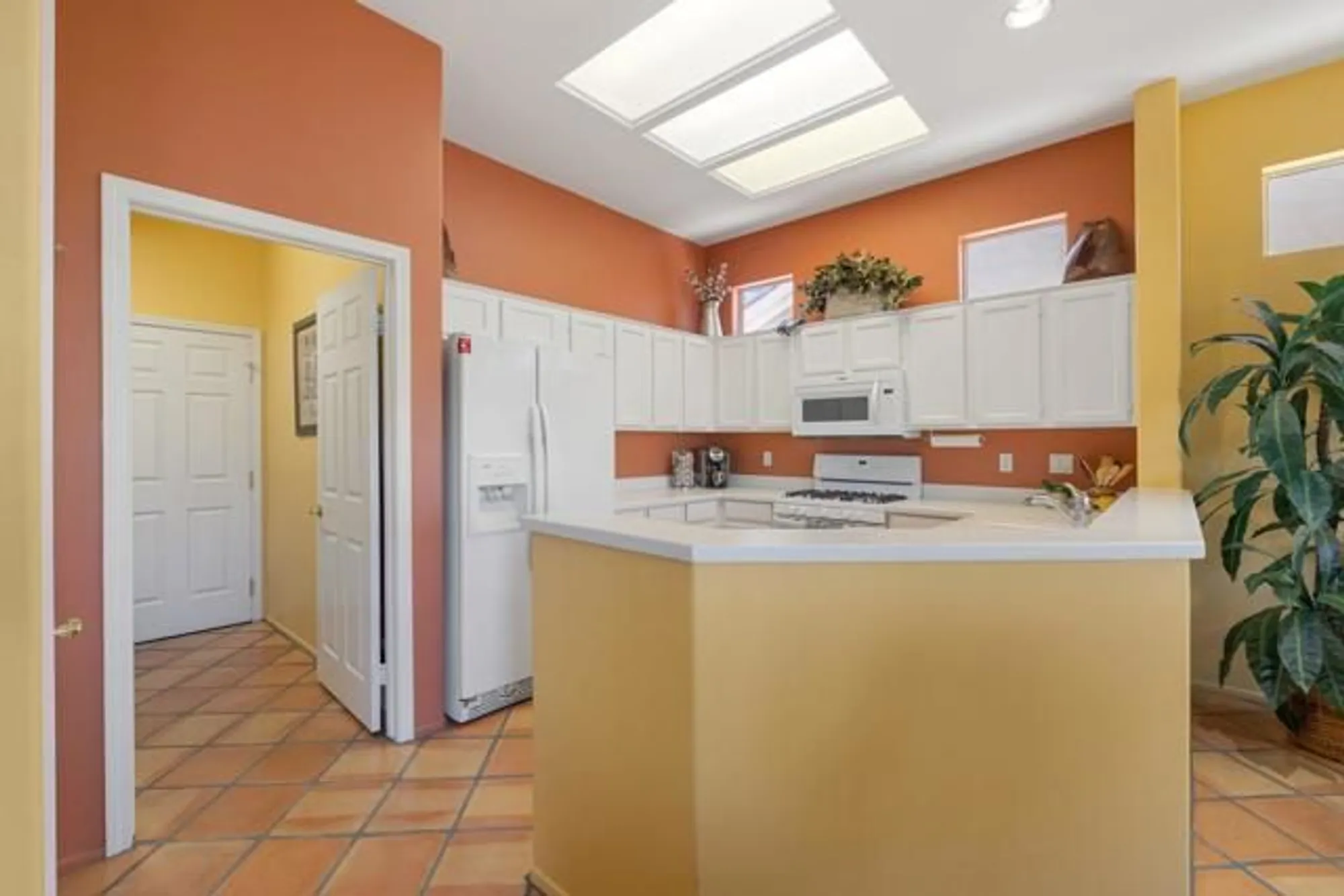 Property Slideshow image 21 of 51 | 37383 westridge ave, Palm Desert, CA, 92211