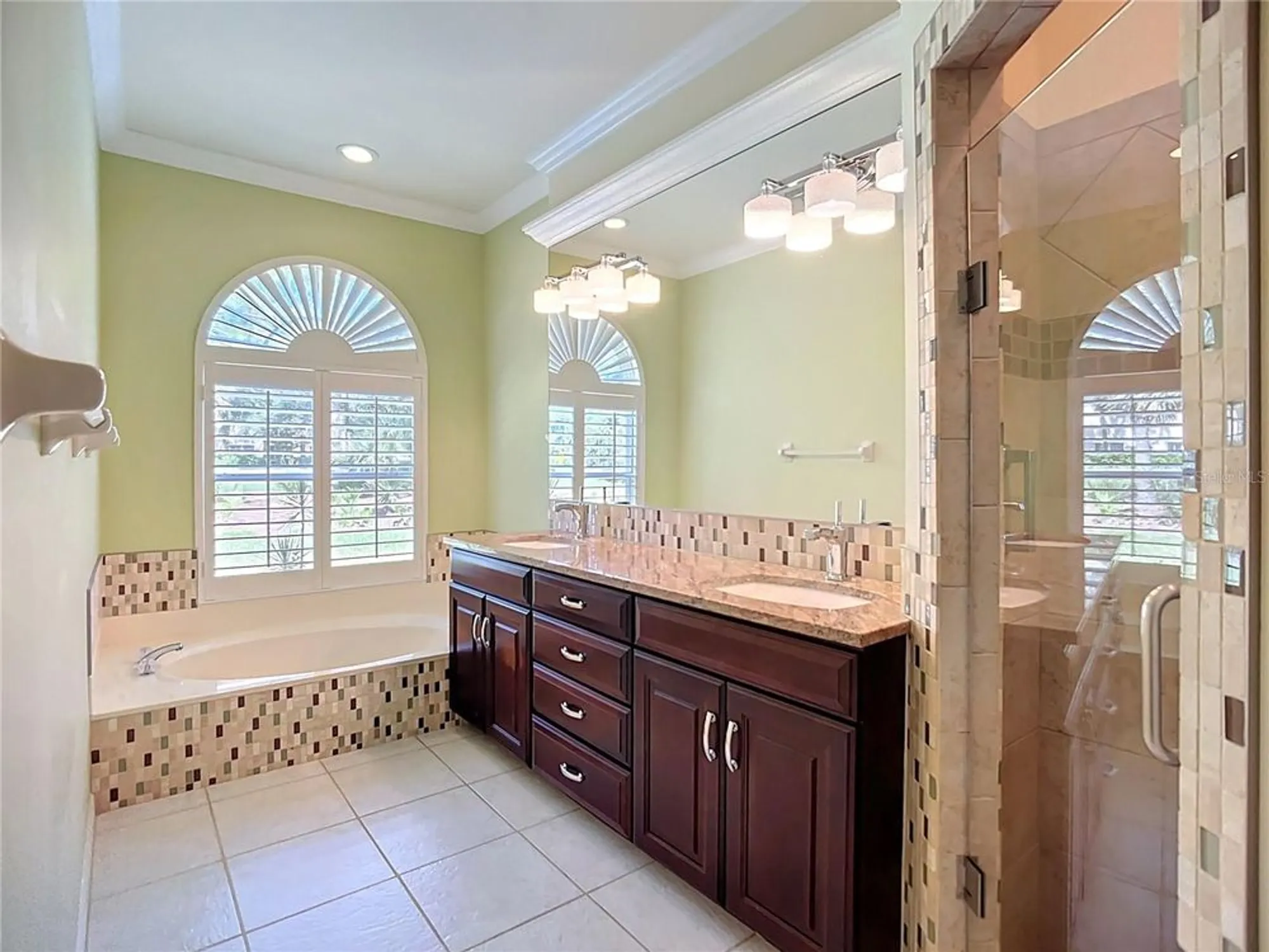 Property Slideshow image 25 of 64 | 6948 stoneywalk ct, Bradenton, FL, 34203