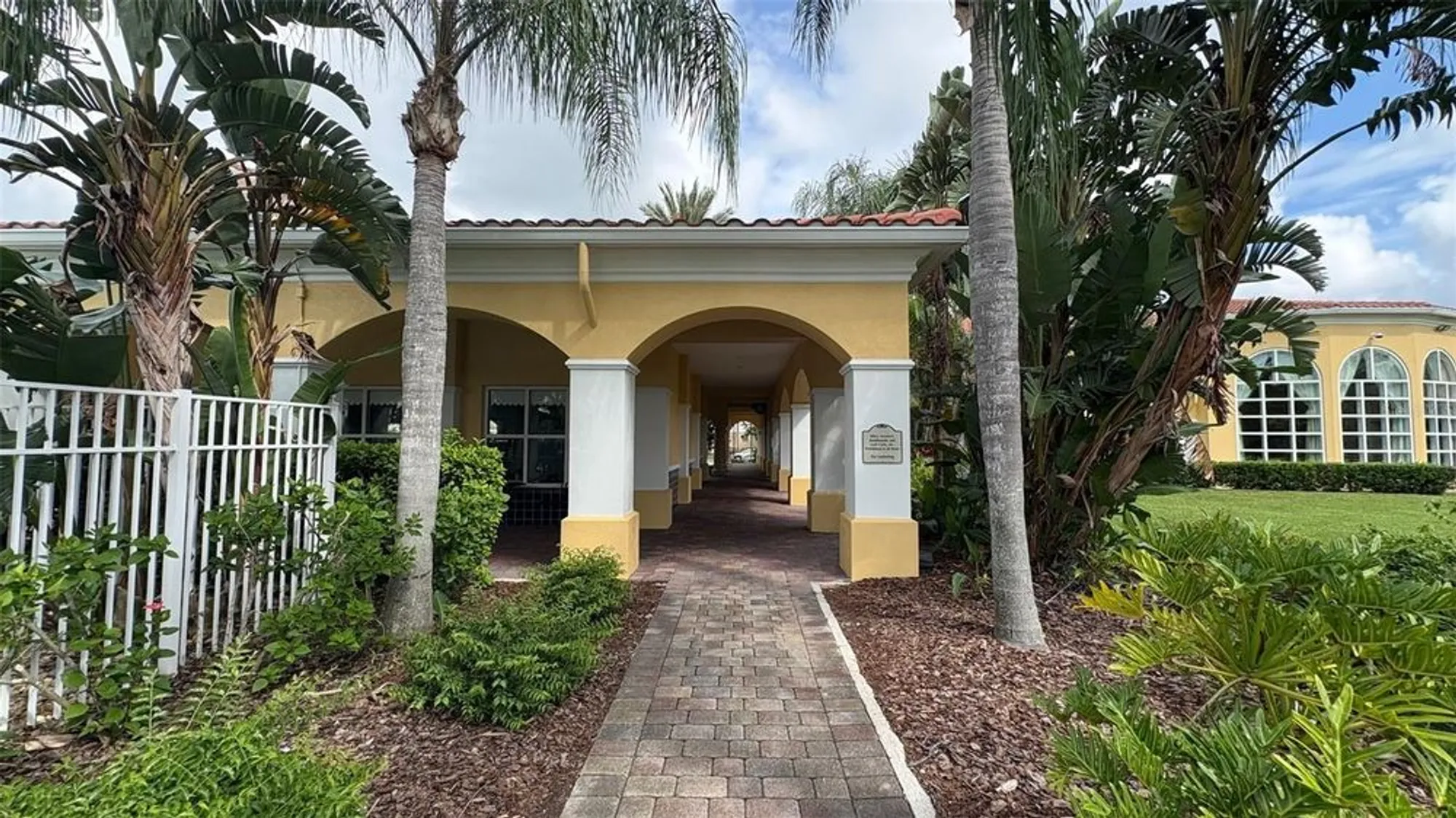 Property Slideshow image 43 of 46 | 11887 delfina ln, Orlando, FL, 32827