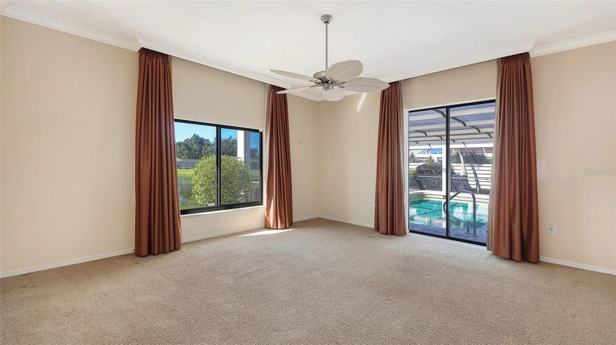 Property Slideshow image 21 of 60 | 8068 estates dr, Sarasota, FL, 34243