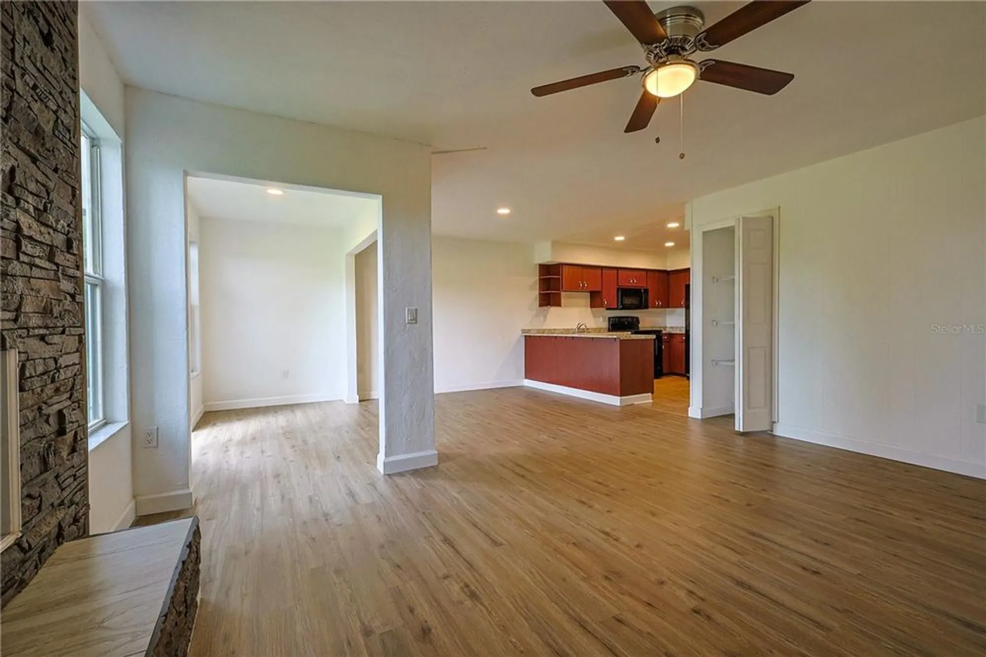 Property Slideshow image 5 of 34 | 15102 sandalwood dr # 102, Wildwood, FL, 34785