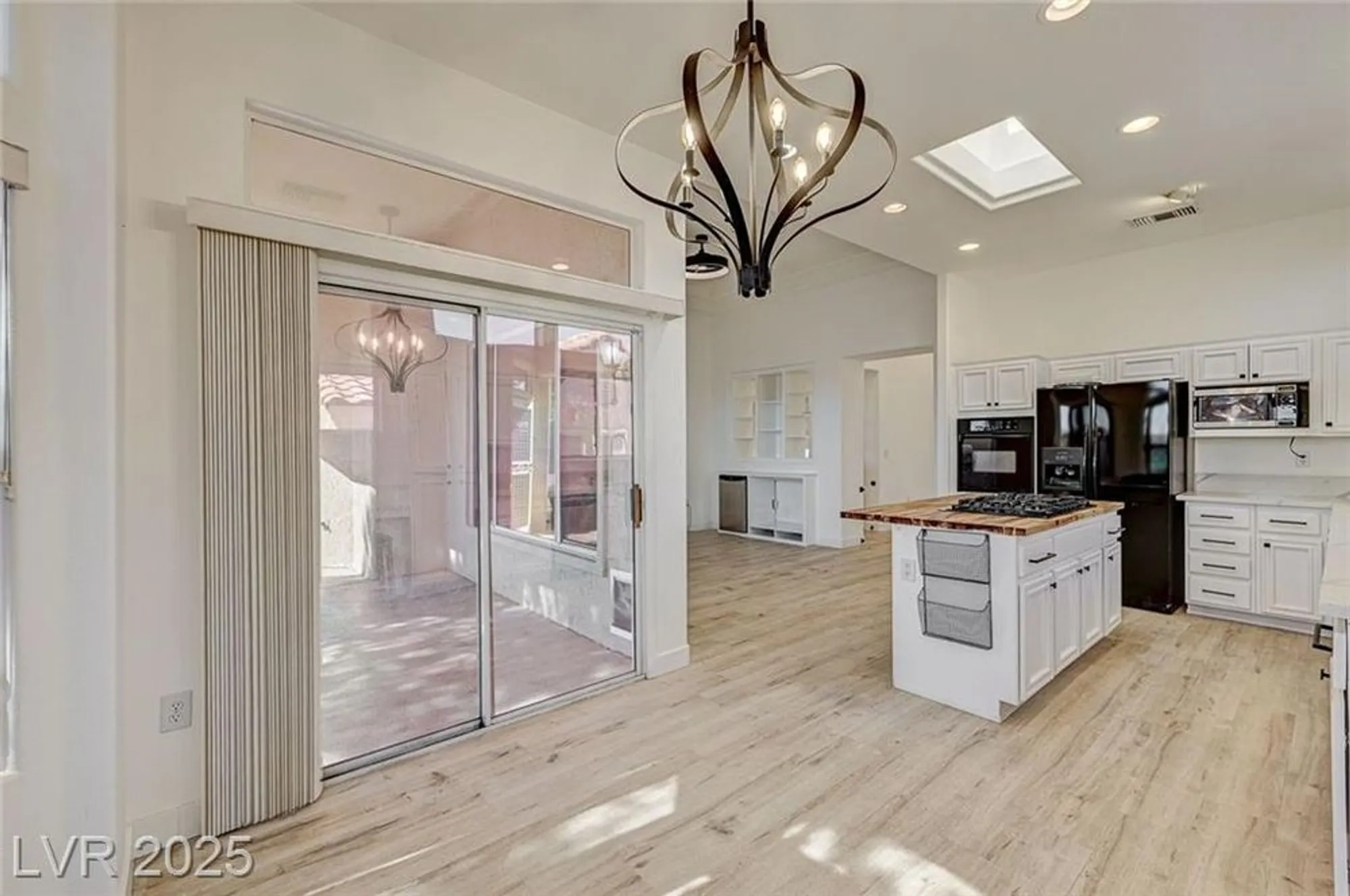 Property Slideshow image 24 of 47 | 10725 mission lakes ave, Las Vegas, NV, 89134