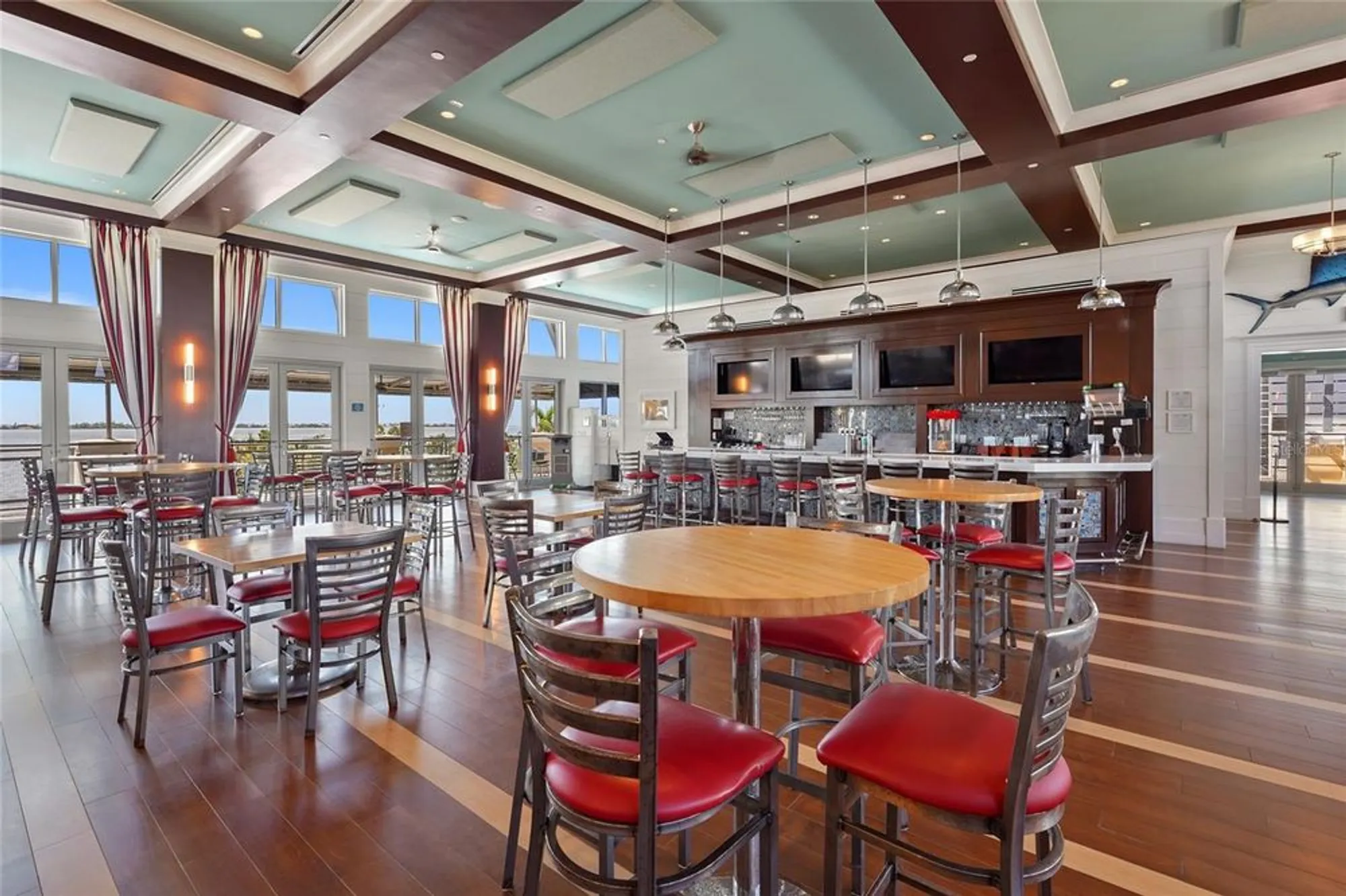 Property Slideshow image 69 of 76 | 303 compass point dr 101, Bradenton, FL, 34209