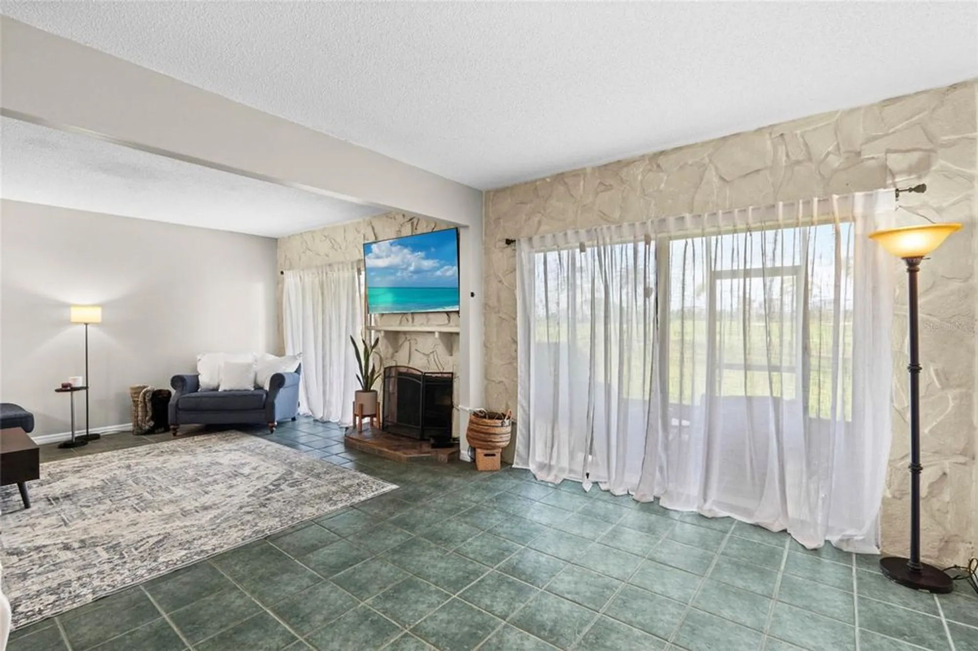 Property Slideshow image 28 of 52 | 6140 sun blvd unit 7, St Petersburg, FL, 33715