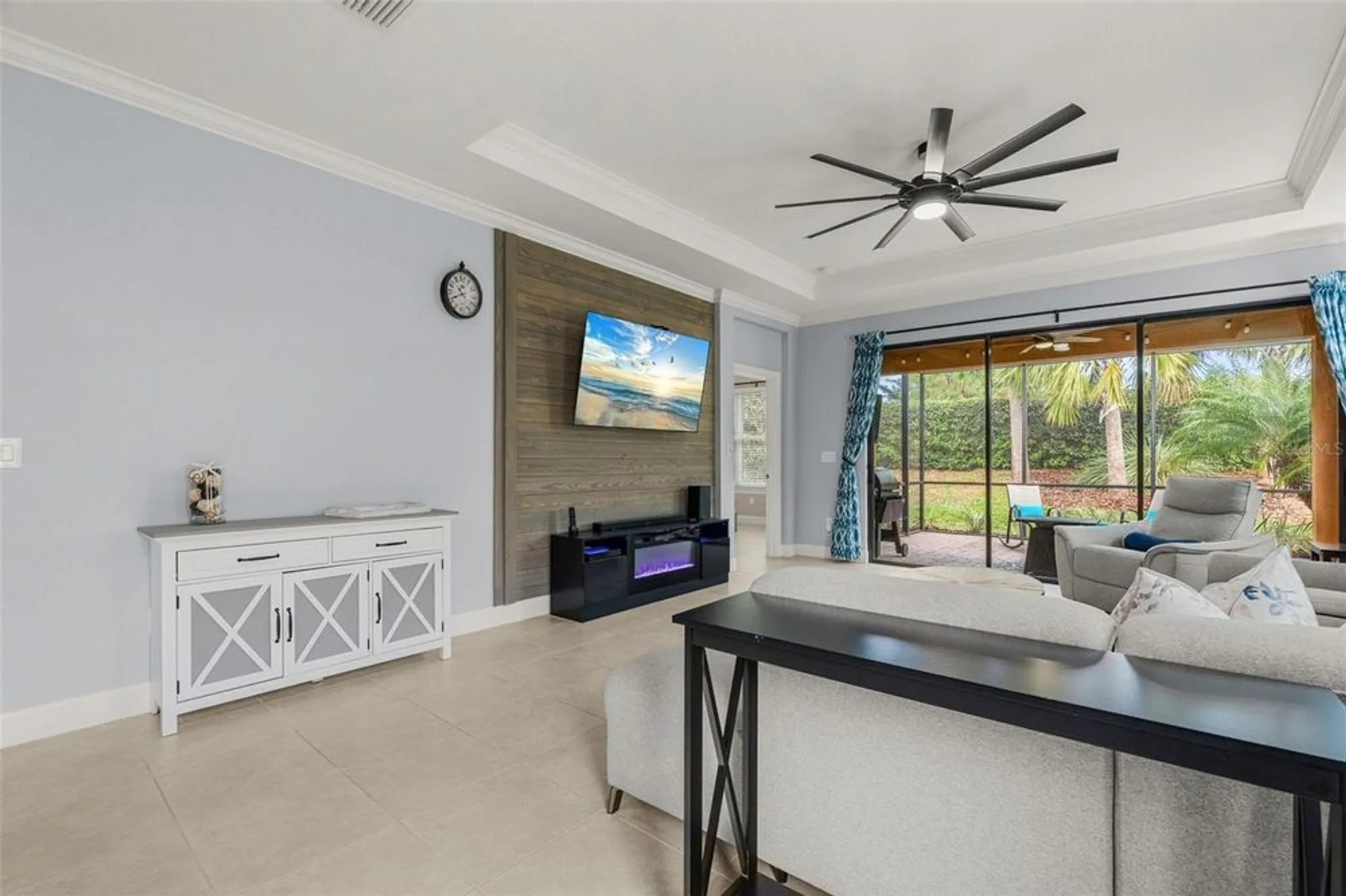 Property Slideshow image 7 of 59 | 10413 highland park pl, Palmetto, FL, 34221