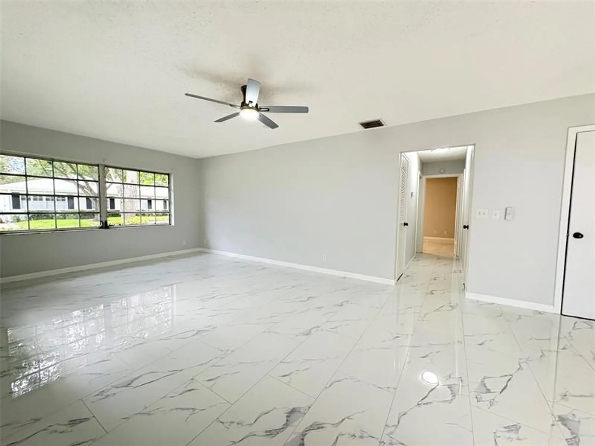 Property Slideshow image 5 of 37 | 10119 42nd ter s # 129, Boynton Beach, FL, 33436