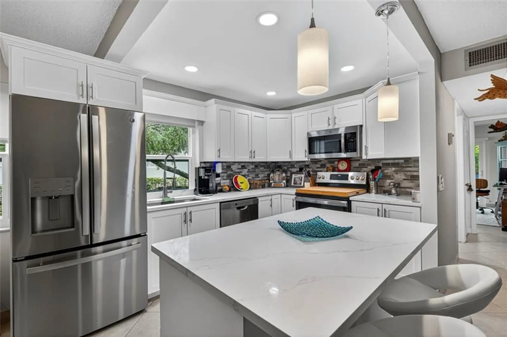 Property Slideshow image 2 of 37 | 293 normandy g, Delray Beach, FL, 33484