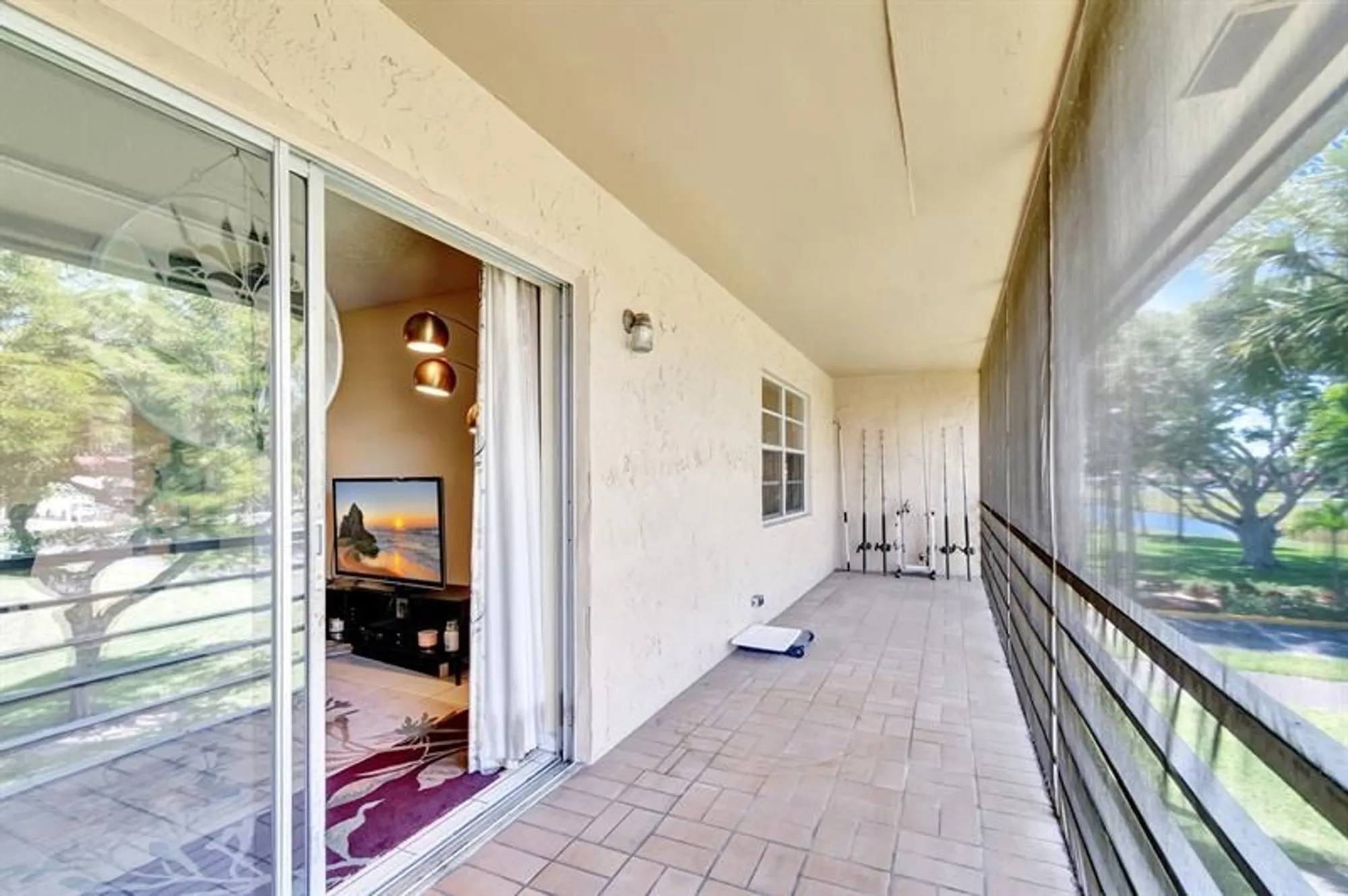 Property Slideshow image 15 of 67 | 100 lake meryl dr 201, West Palm Beach, FL, 33411