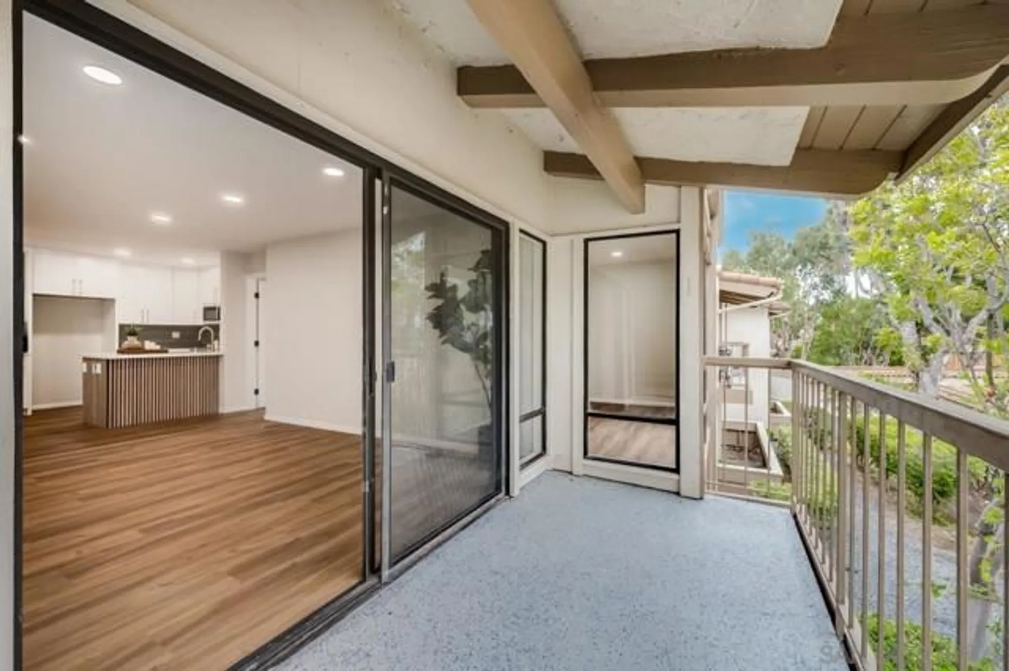 Property Slideshow image 25 of 30 | 12575 oaks north dr 220, San Diego, CA, 92128