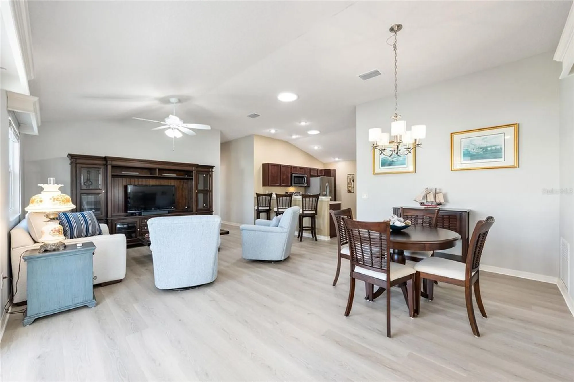 Property Slideshow image 10 of 56 | 3023 gallinule ct, The Villages, FL, 32163