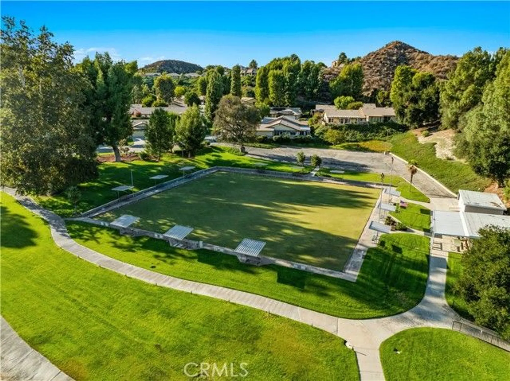 Property Slideshow image 27 of 31 | 19126 avenue of the oaks c, Newhall, CA, 91321