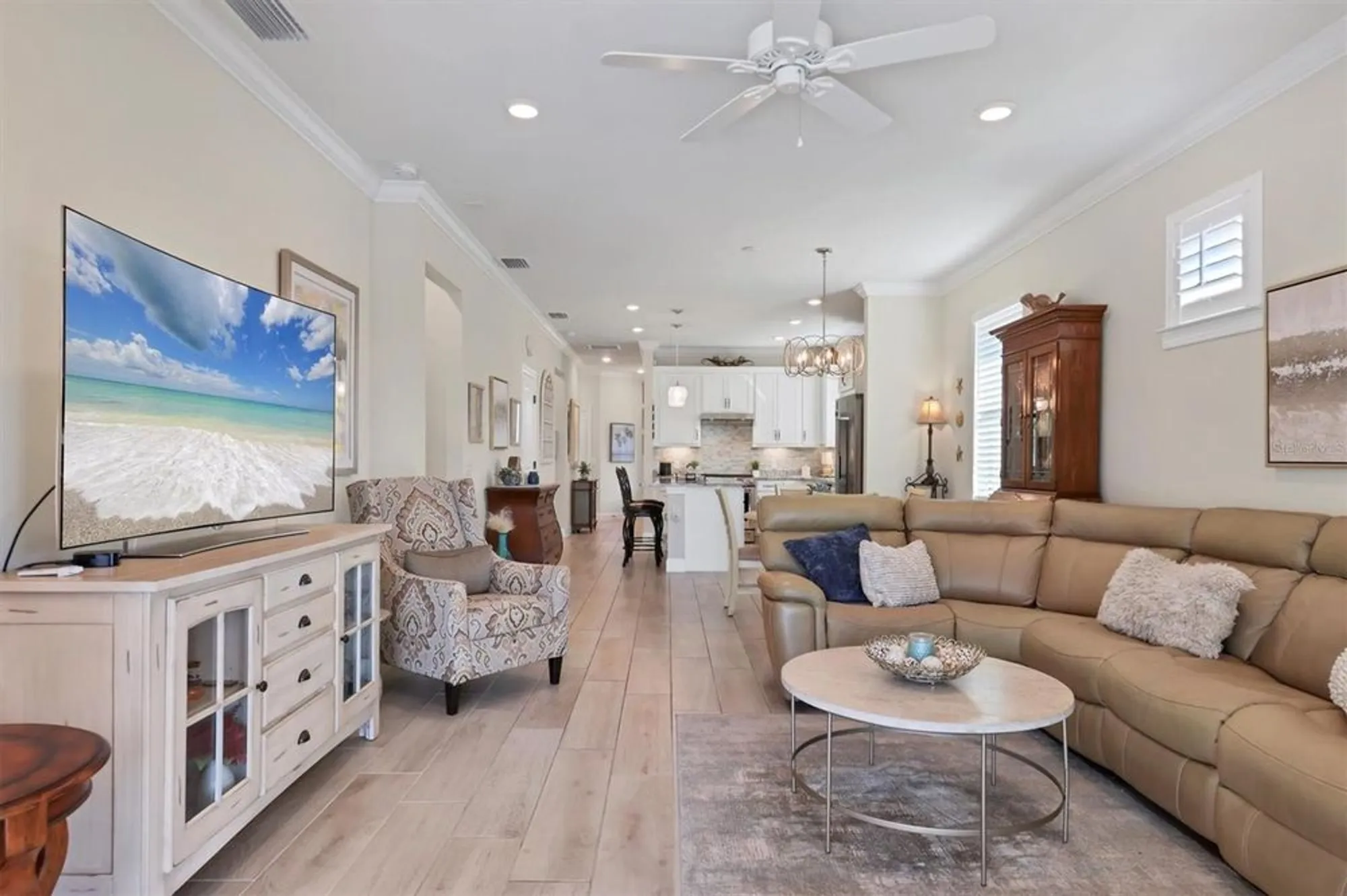 Property Slideshow image 16 of 78 | 6918 hanover ct, Lakewood Ranch, FL, 34202
