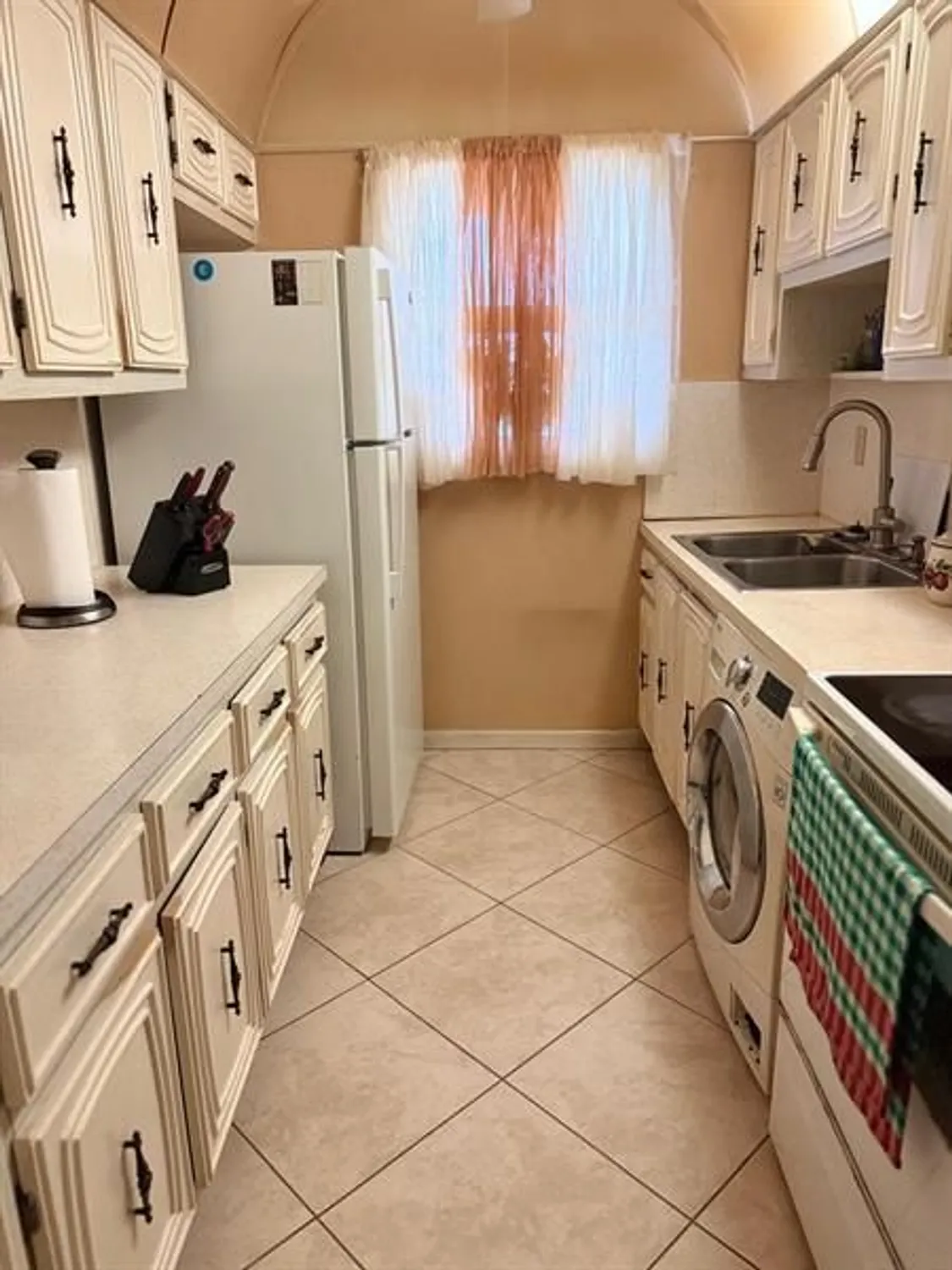 Property Slideshow image 13 of 17 | 855 north dr a, Delray Beach, FL, 33445