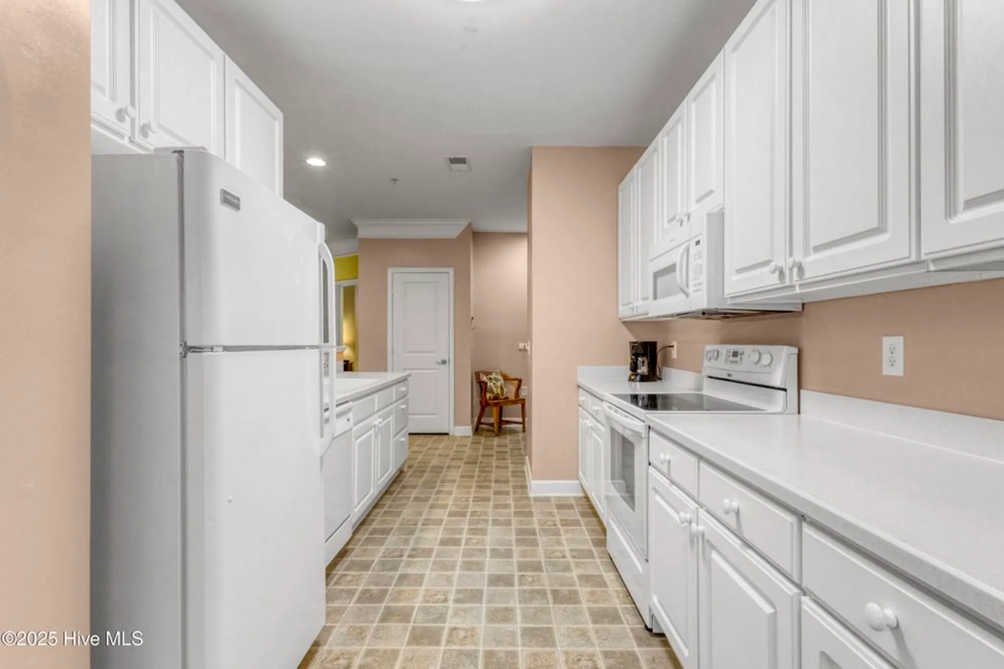 Property Slideshow image 9 of 37 | 395 s crow creek dr 1513, Calabash, NC, 28467