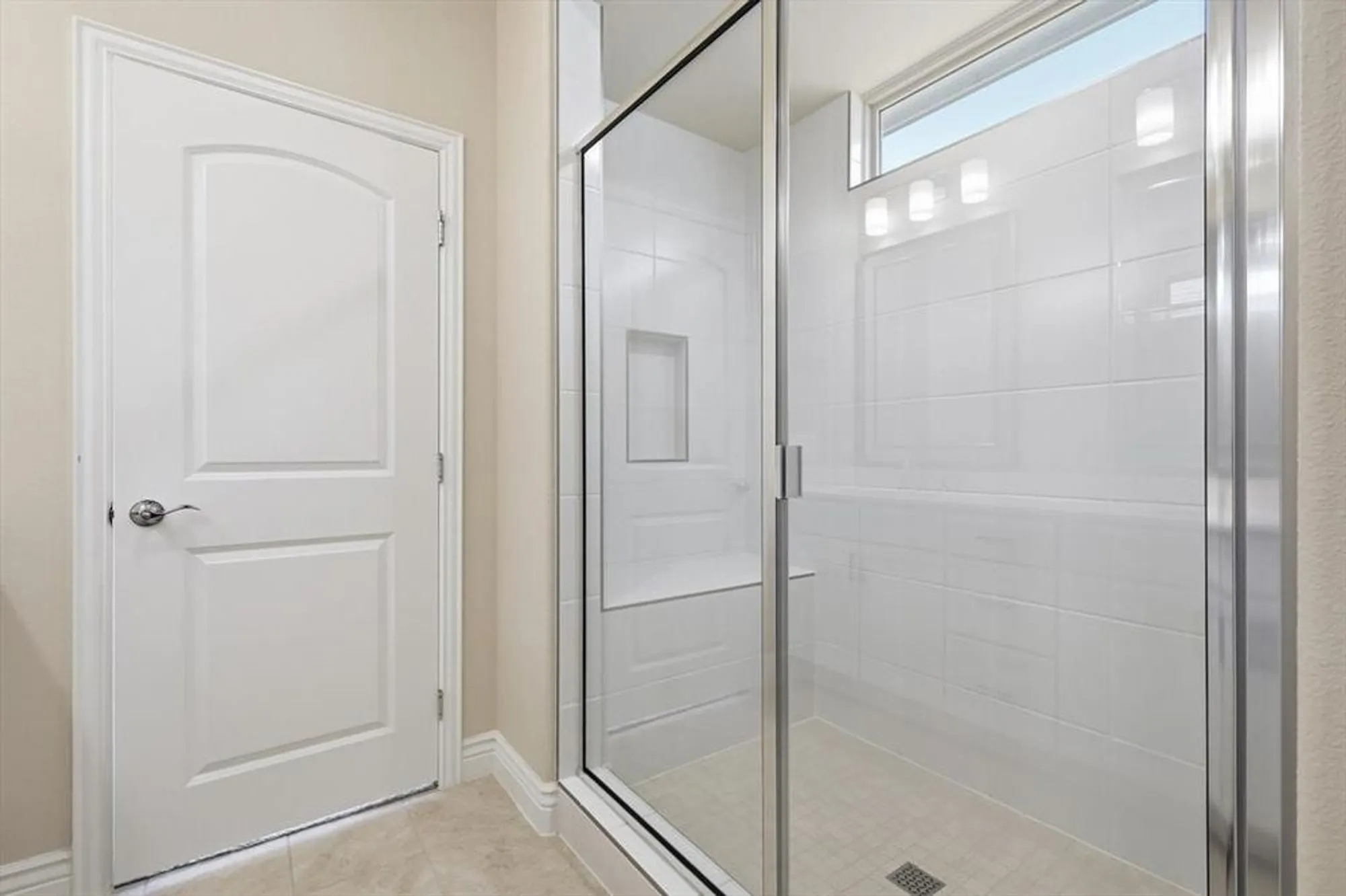 Property Slideshow image 17 of 37 | 9513 windwood ln, Denton, TX, 76207