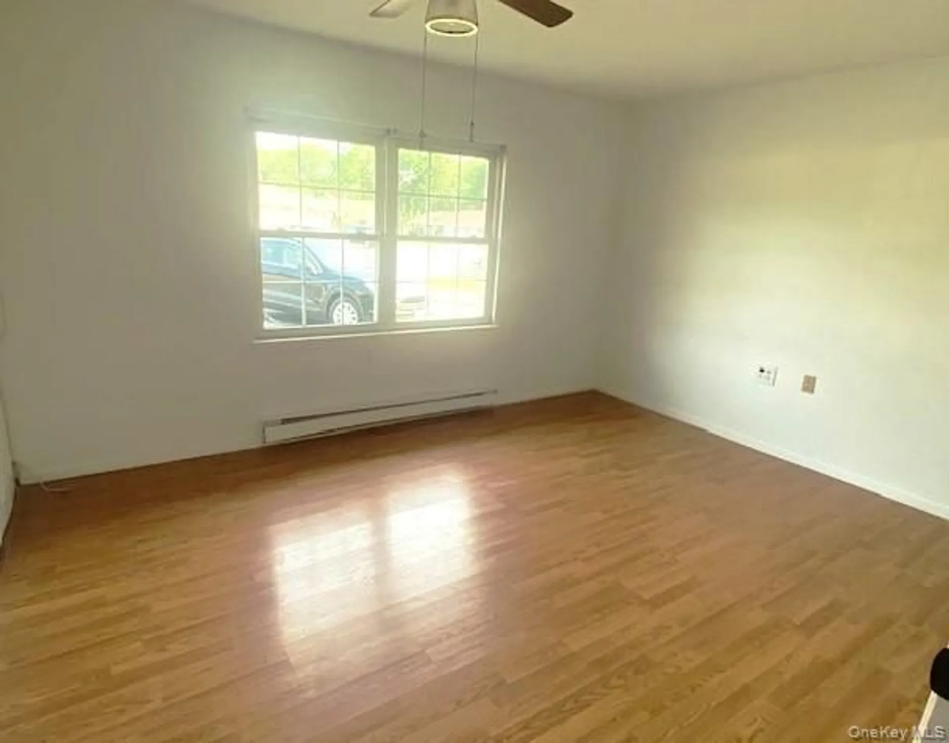 Property Slideshow image 14 of 21 | 259 newcastle ct e, Ridge, NY, 11961