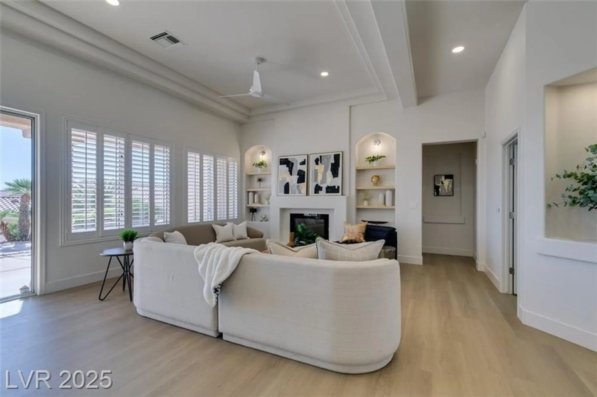 Property Slideshow image 7 of 30 | 10817 heritage hills dr, Las Vegas, NV, 89134