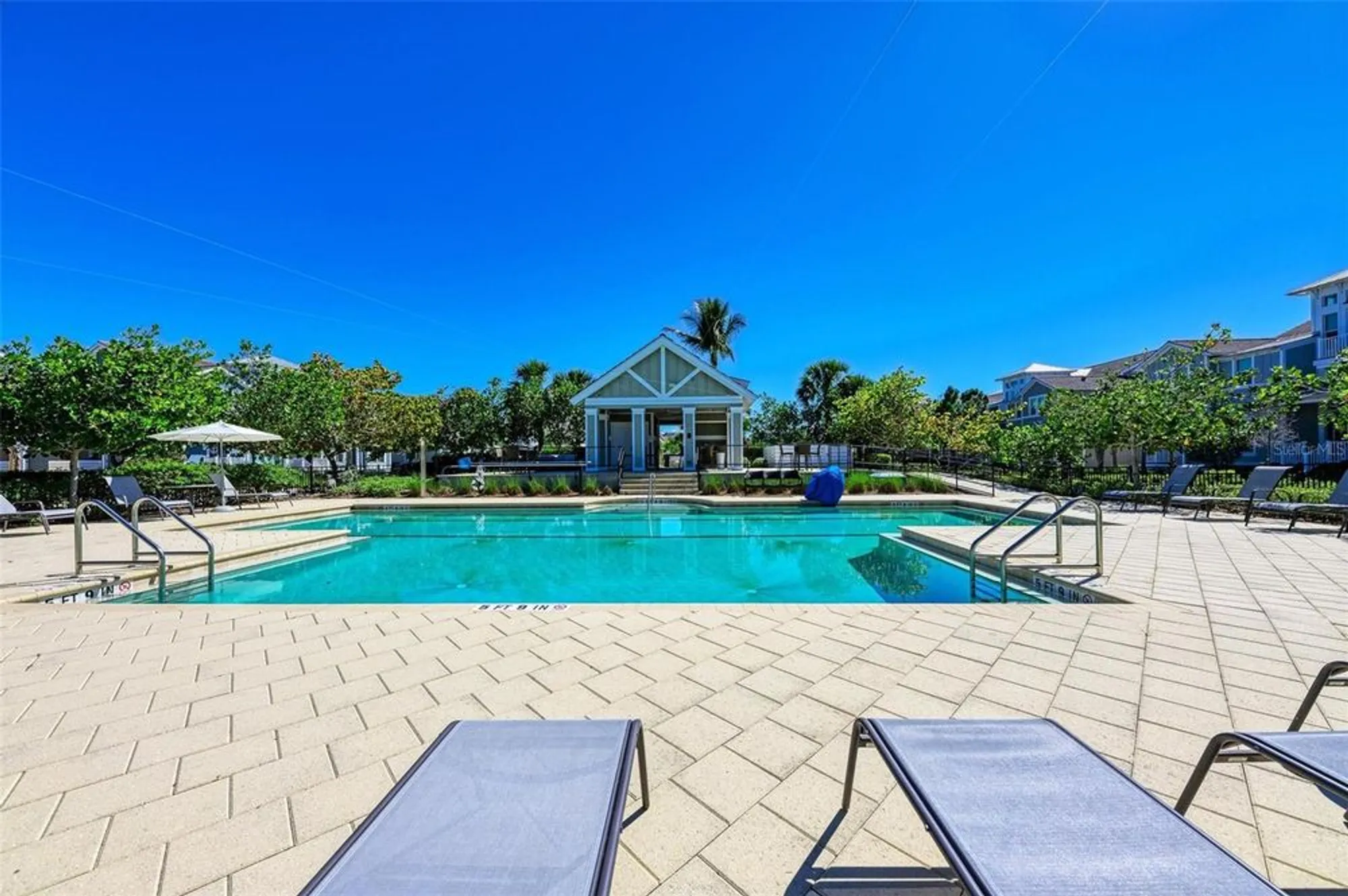 Property Slideshow image 69 of 72 | 391 aruba cir 303, Bradenton, FL, 34209