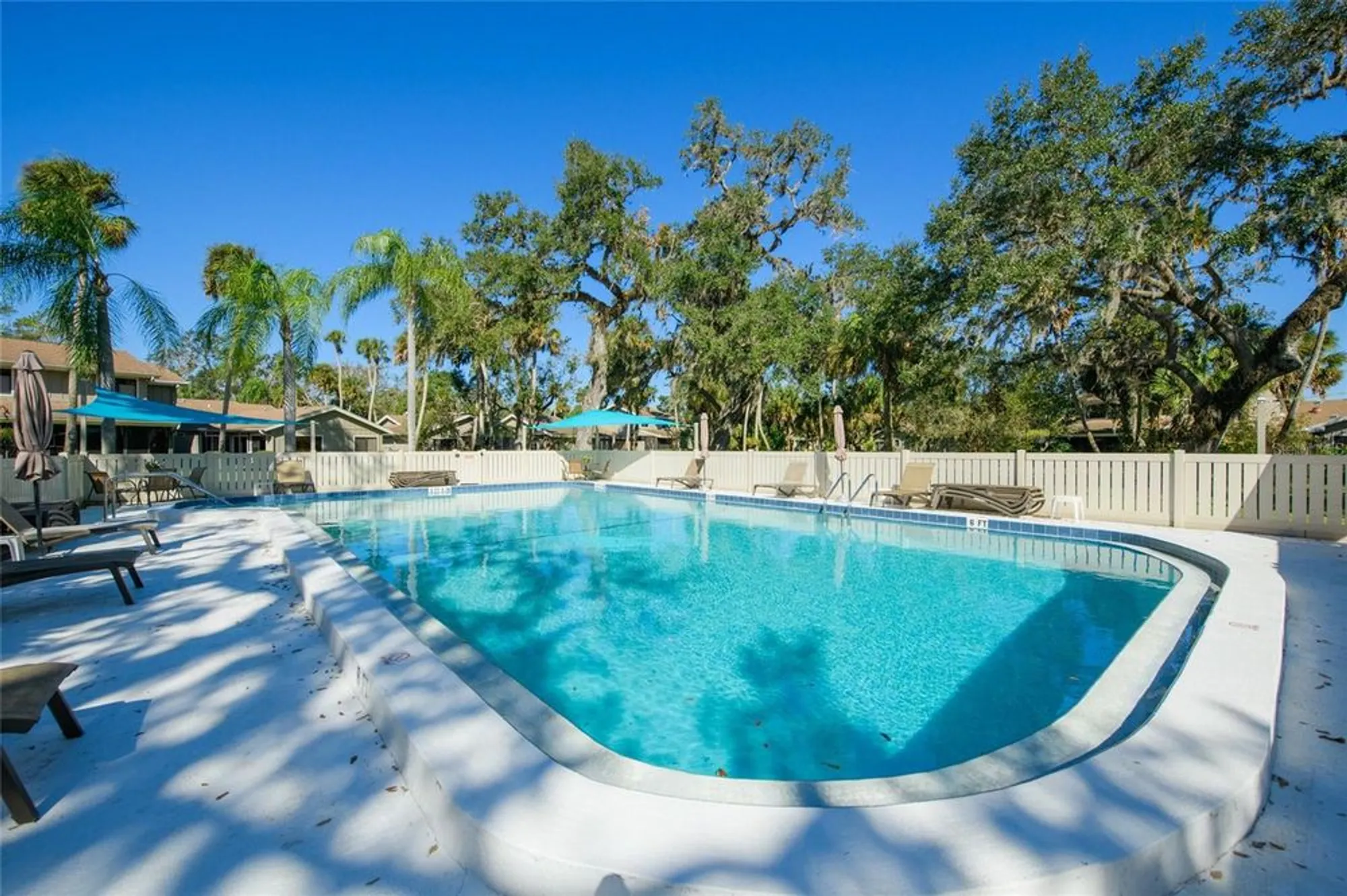 Property Slideshow image 38 of 43 | 7475 oak moss dr 20, Sarasota, FL, 34241