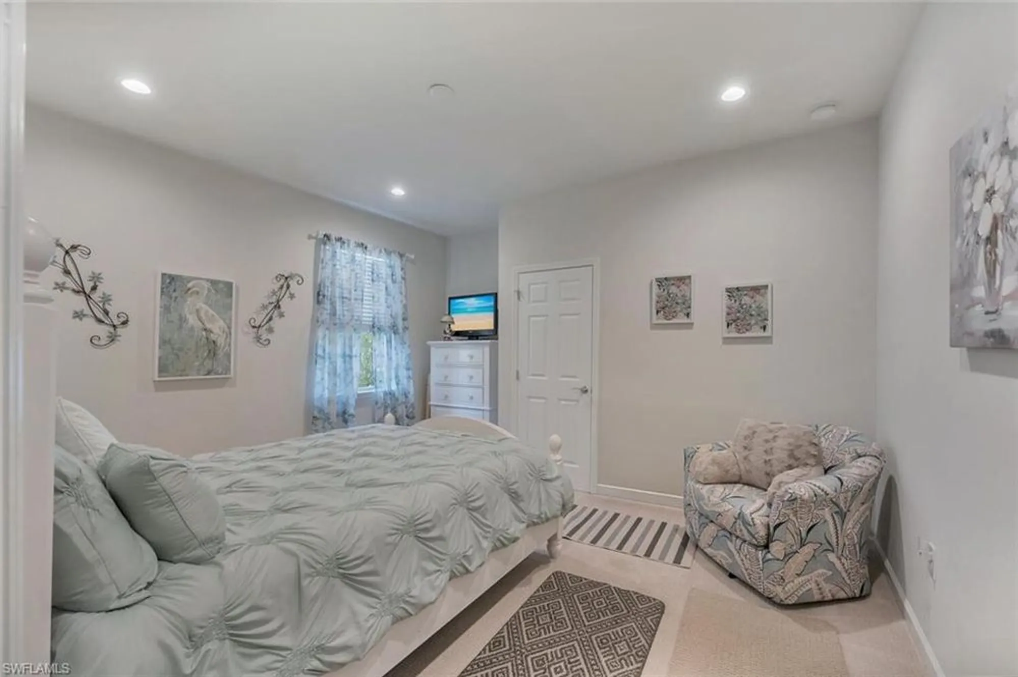 Property Slideshow image 34 of 47 | 20091 tavernier dr, Estero, FL, 33928