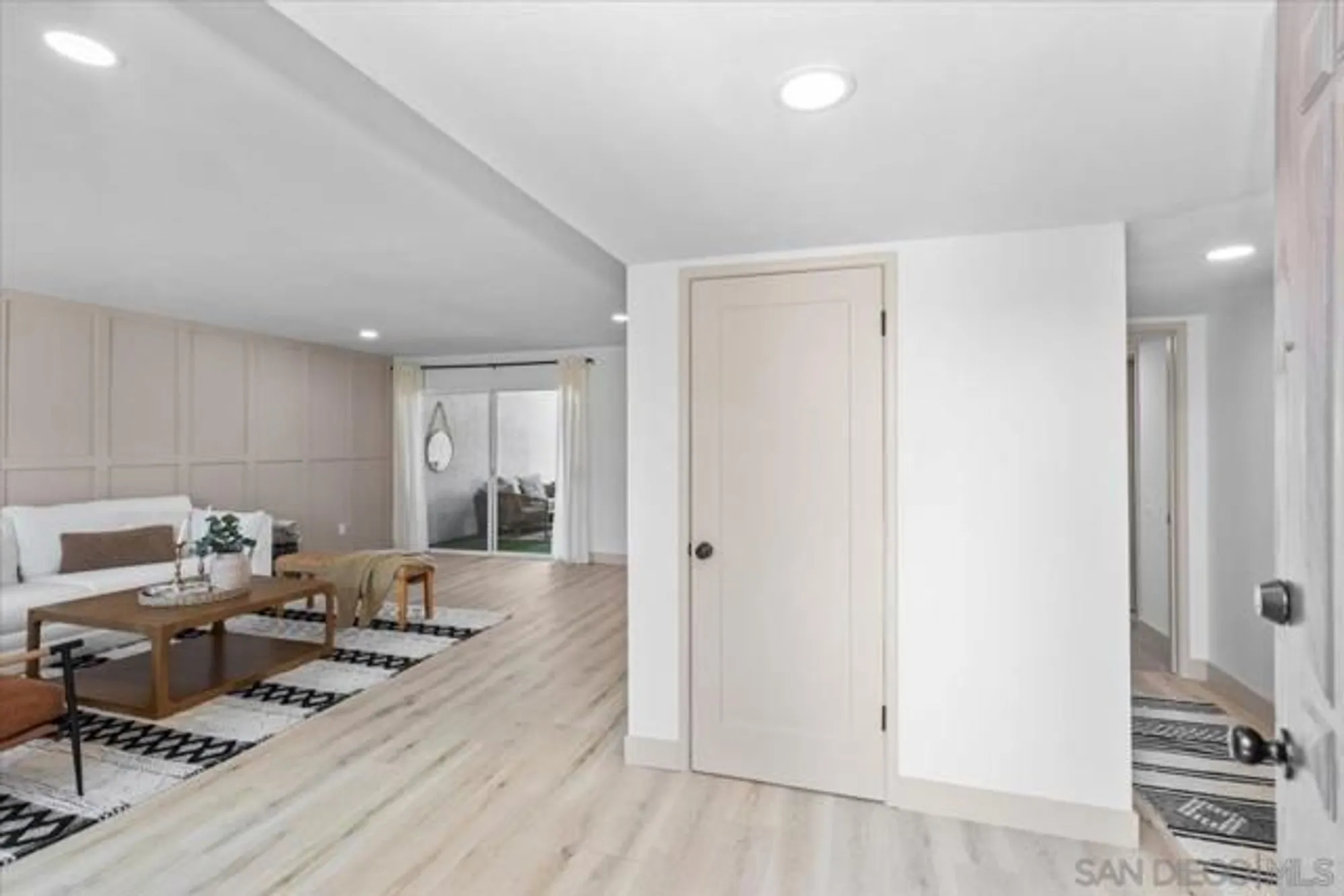 Property Slideshow image 21 of 51 | 16566 caminito vecinos 31, San Diego, CA, 92128