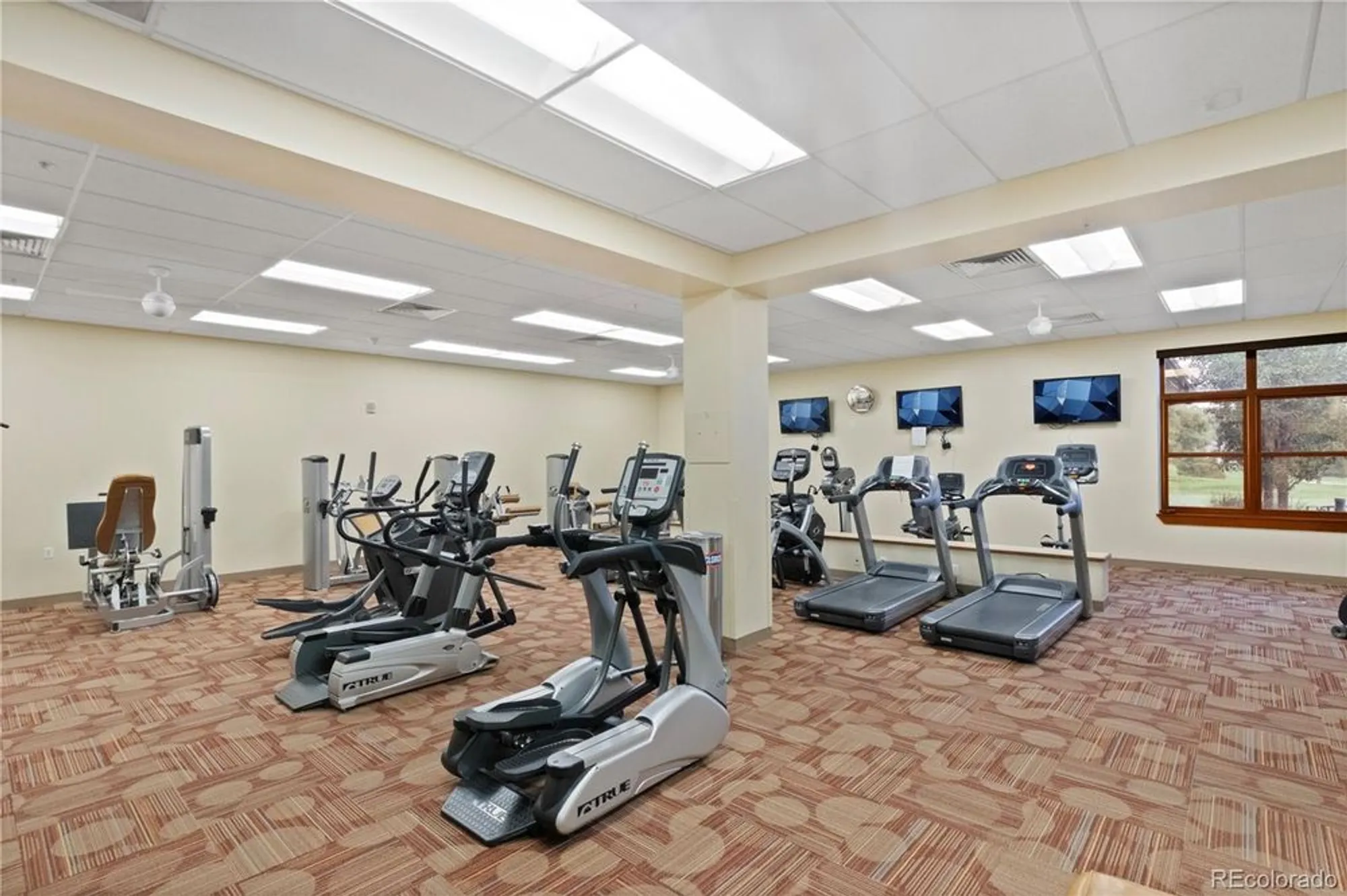Property Slideshow image 45 of 50 | 14152 e linvale pl apt 605, Aurora, CO, 80014