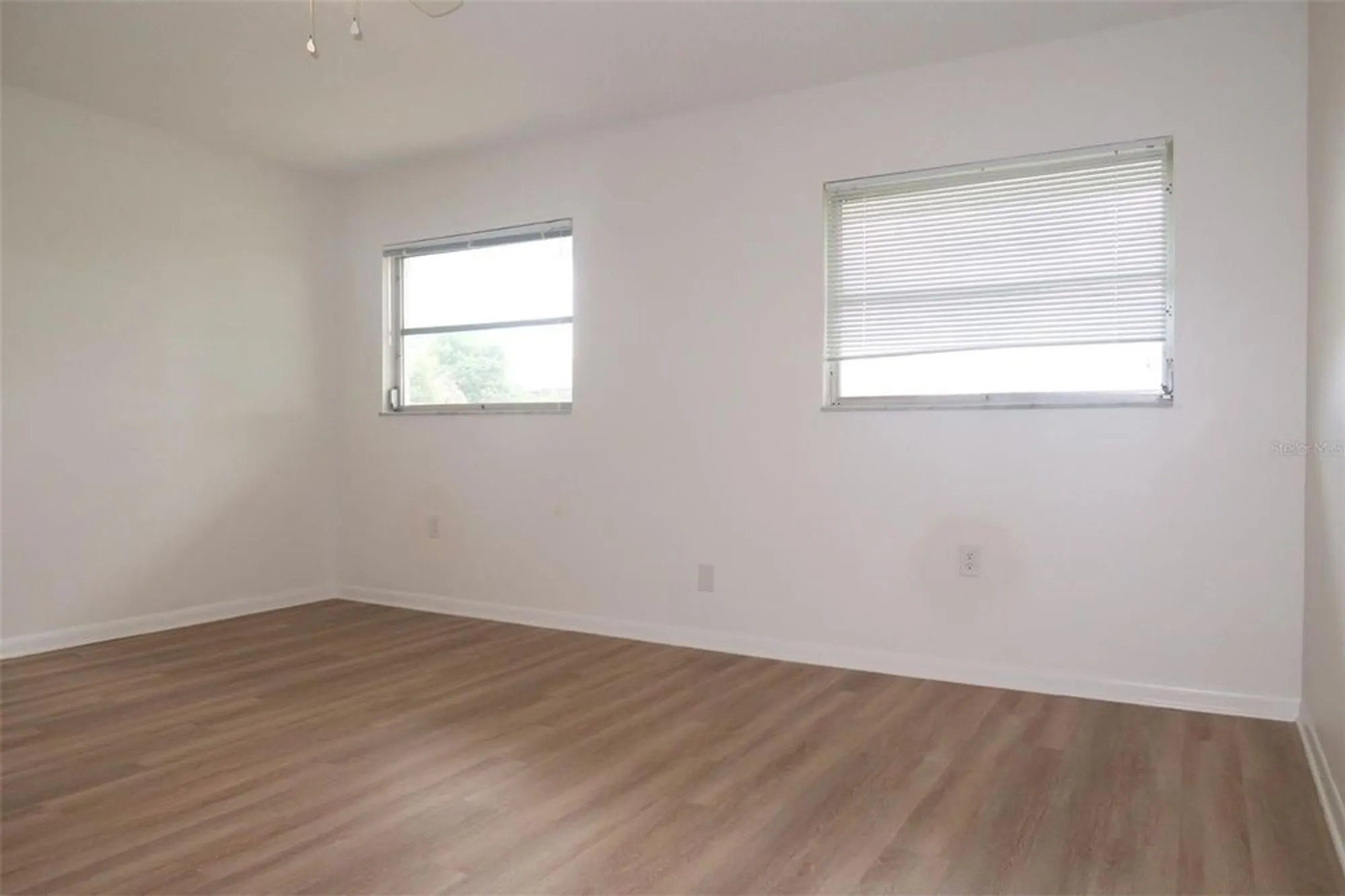 Property Slideshow image 16 of 24 | 604 ojai ave, Sun City Center, FL, 33573