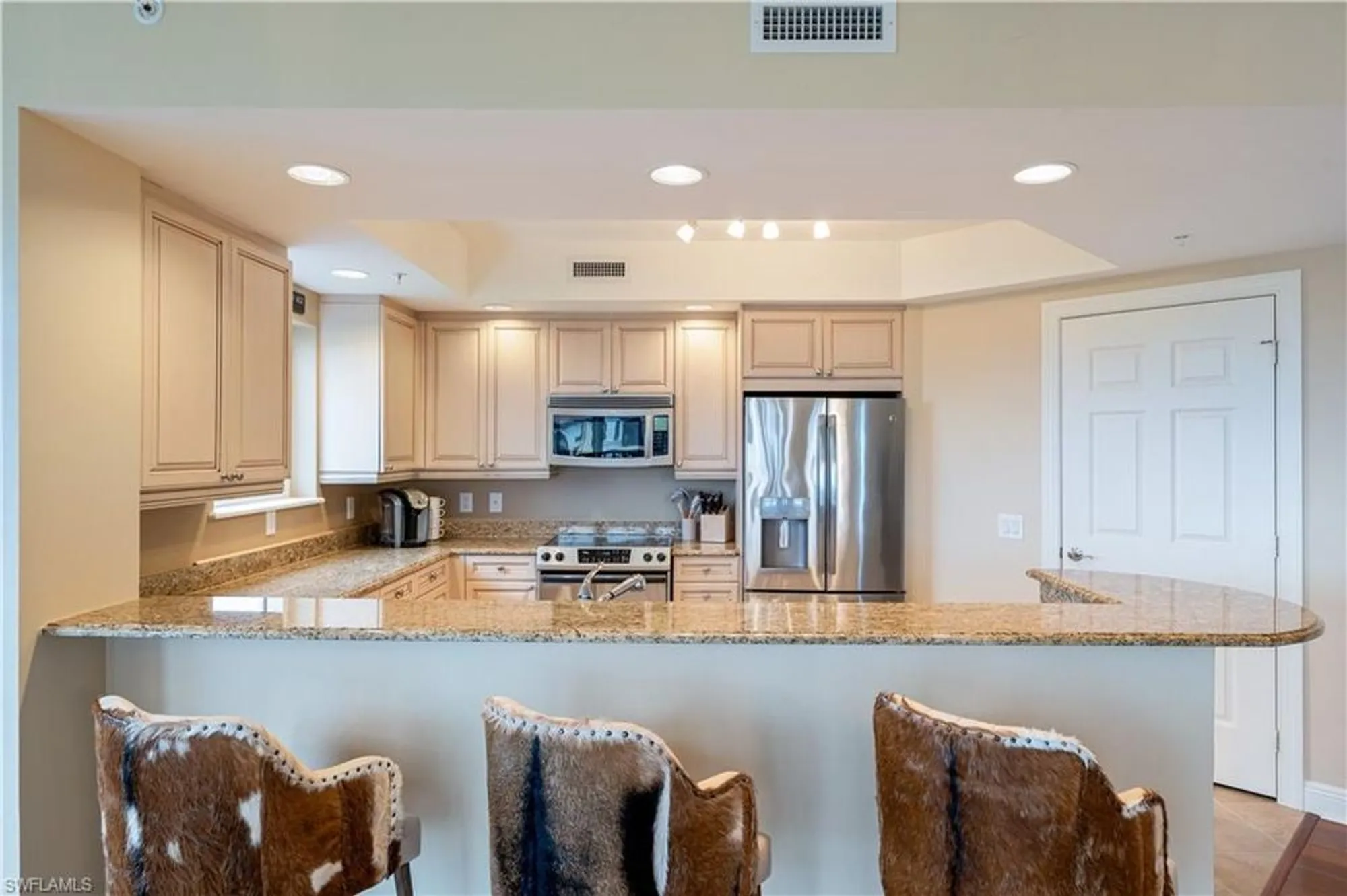 Property Slideshow image 9 of 39 | 23540 via veneto blvd 605, Estero, FL, 34134