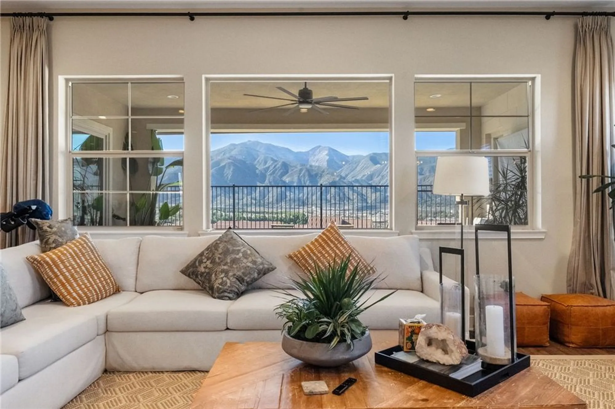 Property Slideshow image 11 of 59 | 11463 explorer ct, Temescal Valley, CA, 92883